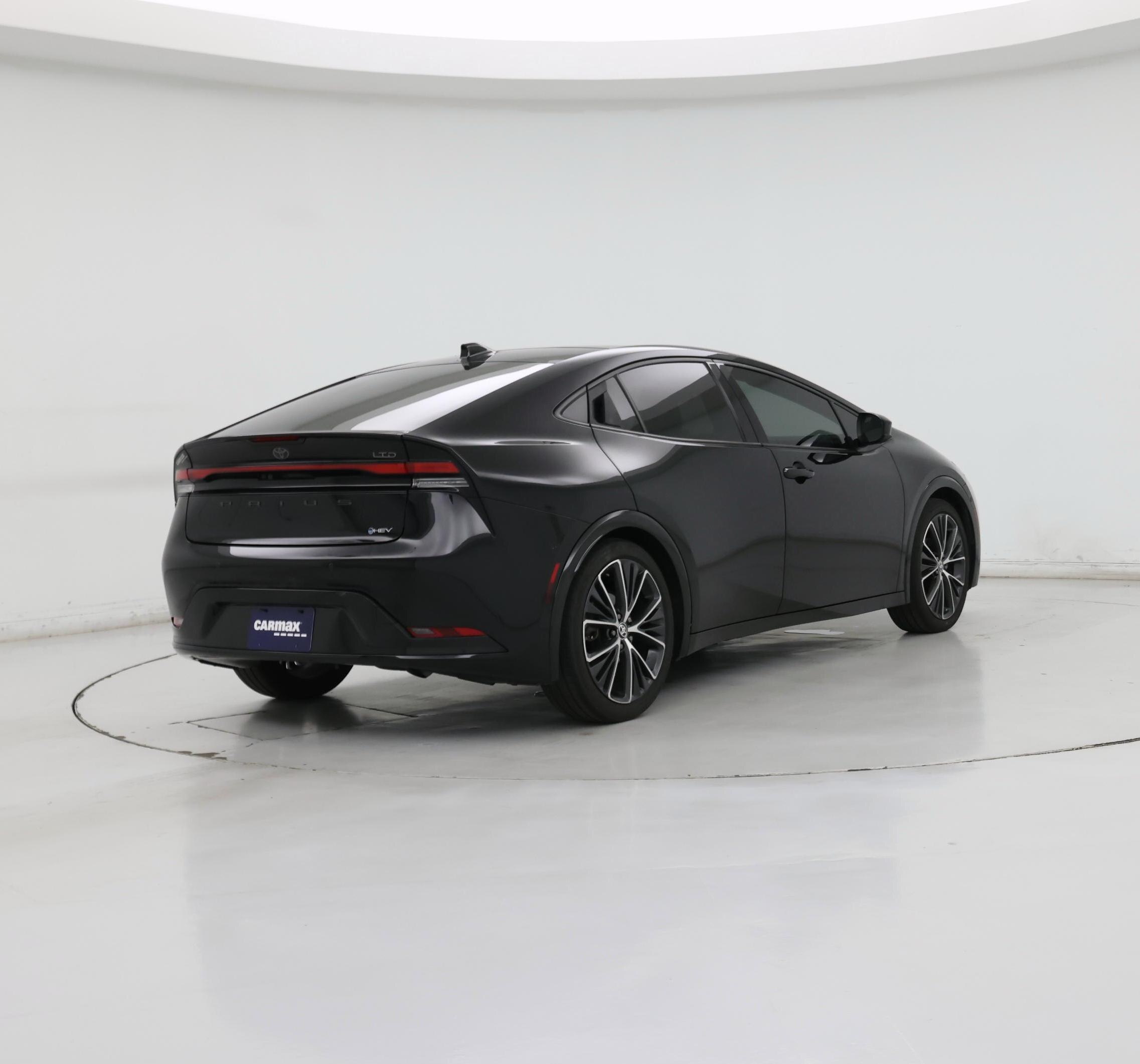 Thumbnail: 2024 Toyota Prius - 8
