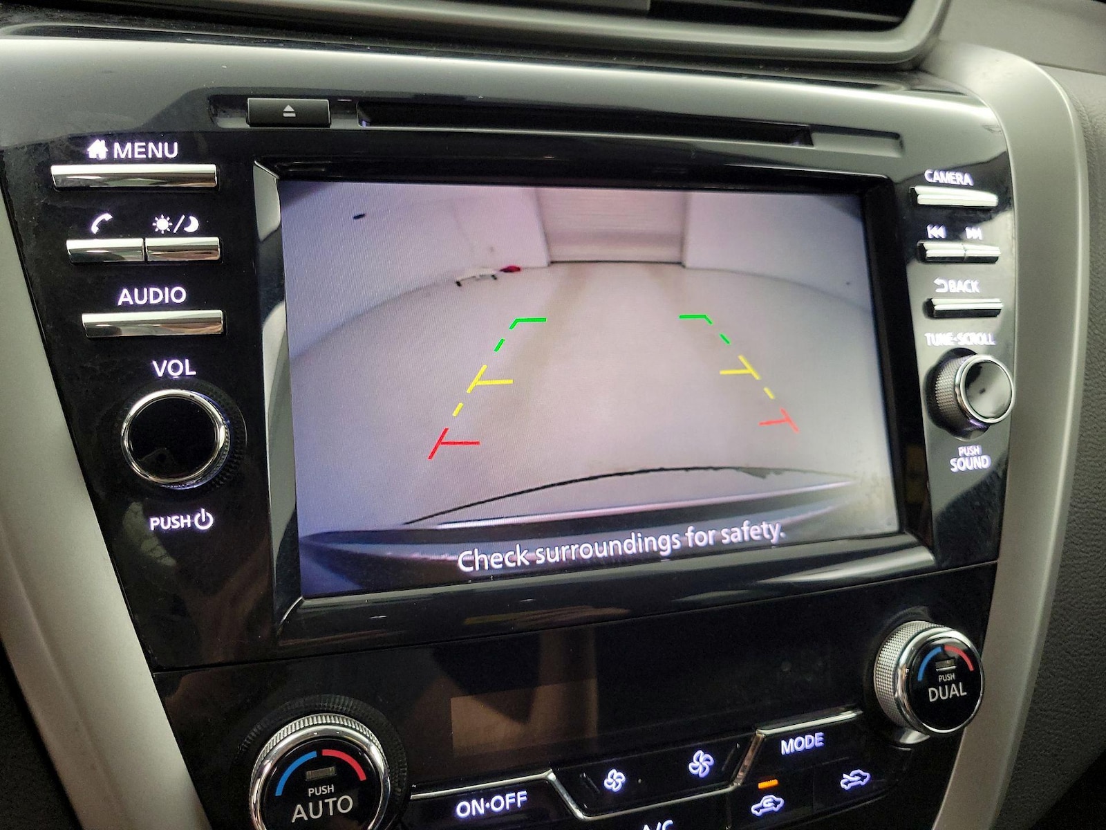 2019 Nissan Murano SV - Photo 15