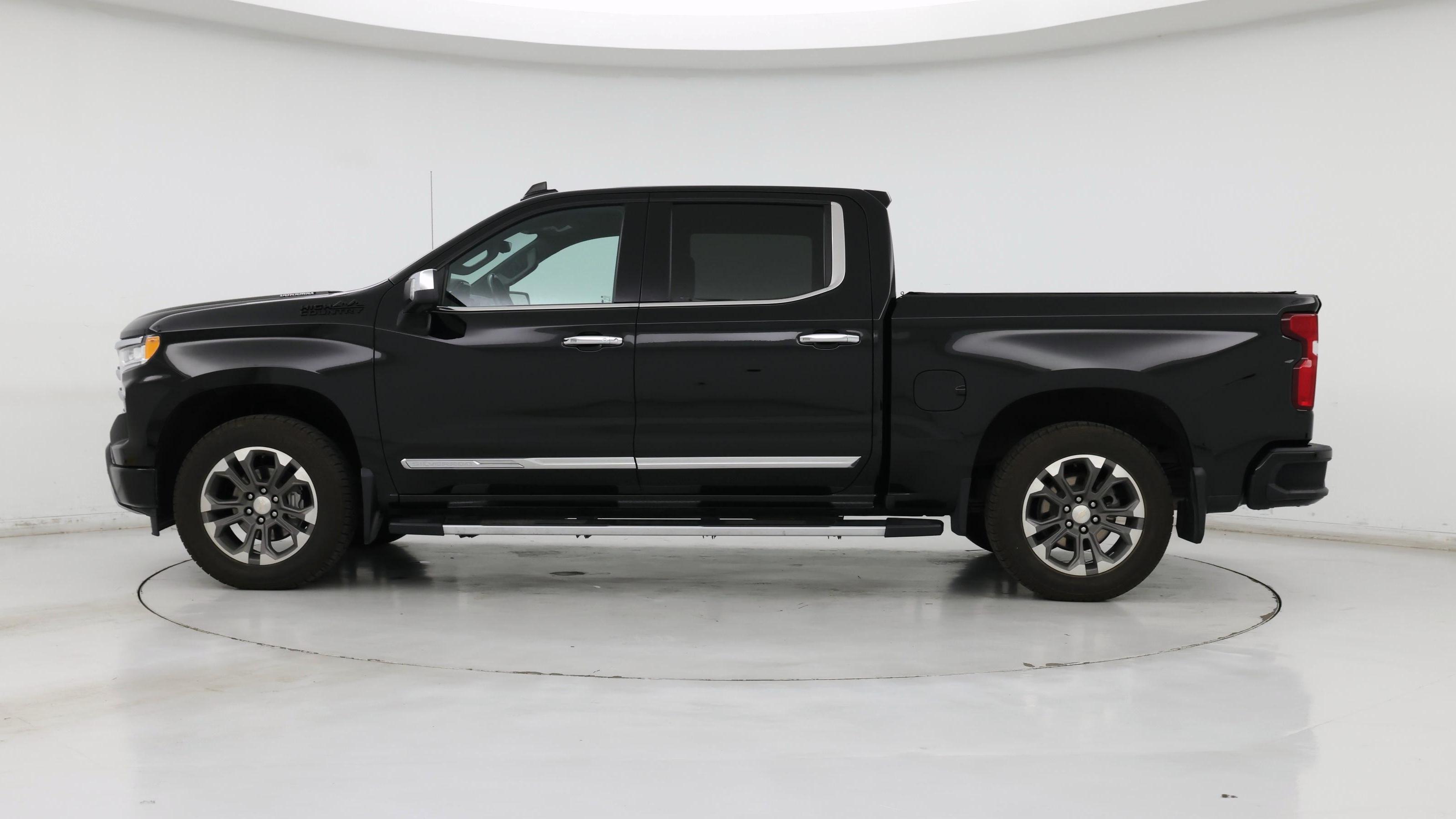 Thumbnail: 2023 Chevrolet Silverado 1500 - 3
