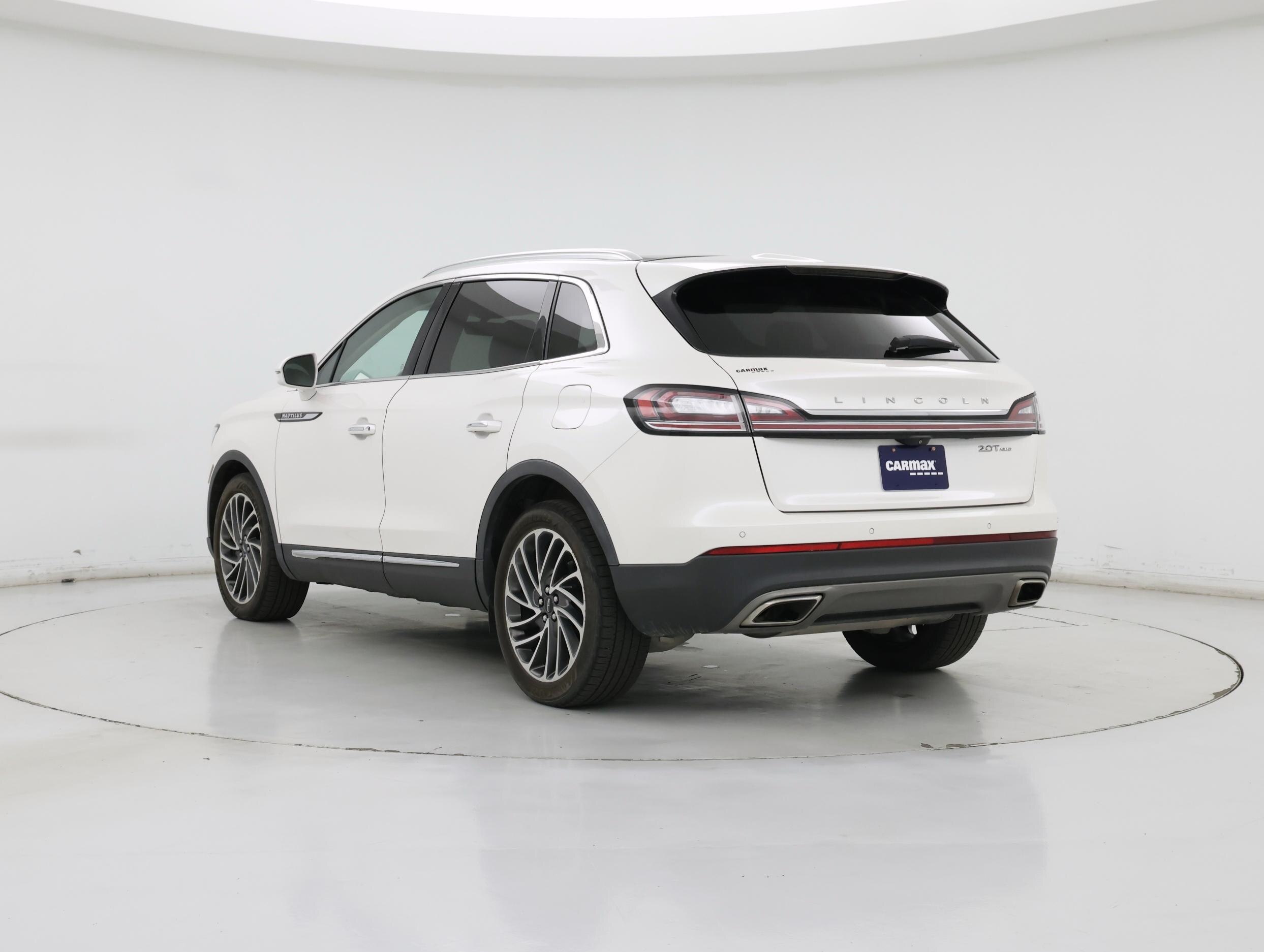 Thumbnail: 2019 Lincoln Nautilus - 2