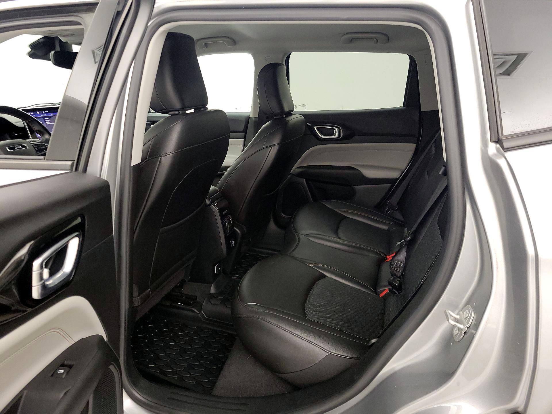 Thumbnail: 2022 Jeep Compass - 19