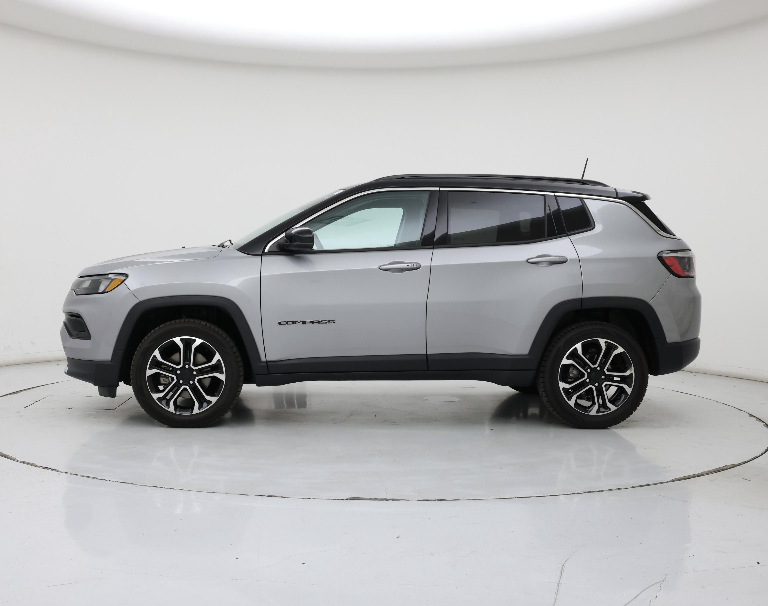 Thumbnail: 2022 Jeep Compass - 3