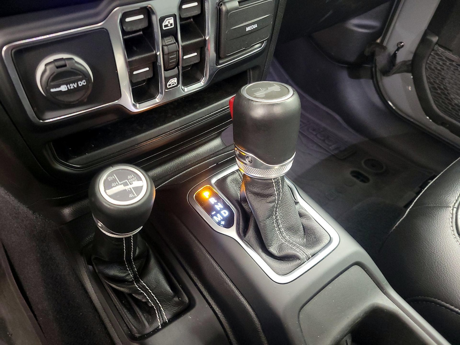 2023 Jeep Wrangler 4xe Sahara 4XE - Photo 19