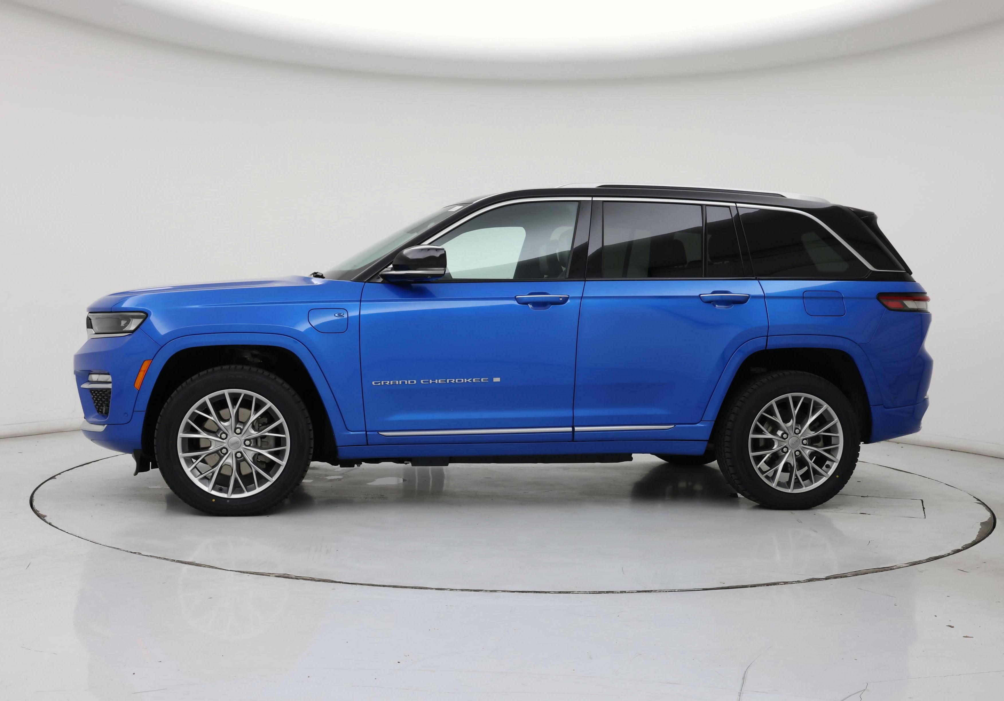 Thumbnail: 2022 Jeep Grand Cherokee - 3