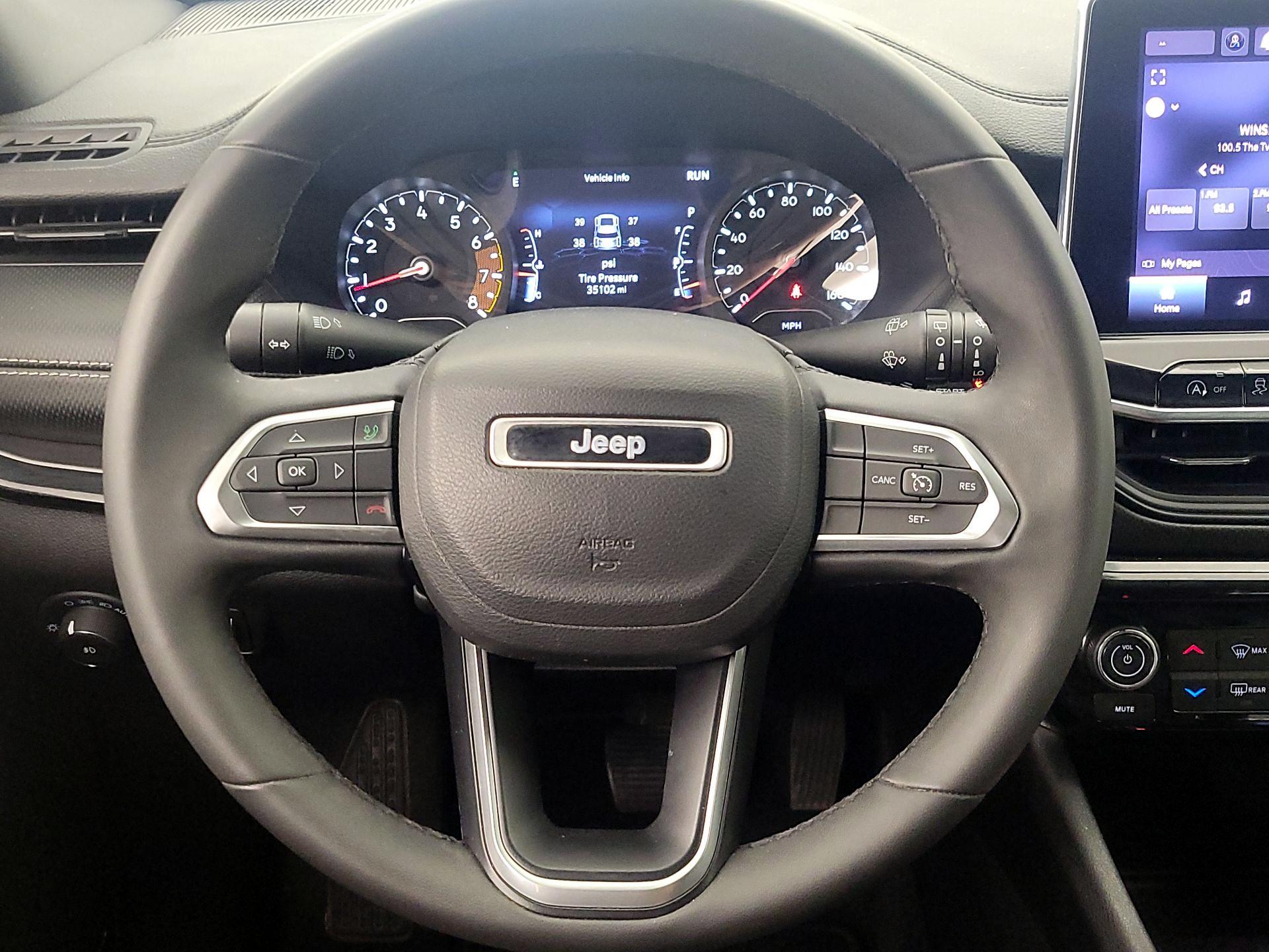 Thumbnail: 2022 Jeep Compass - 10