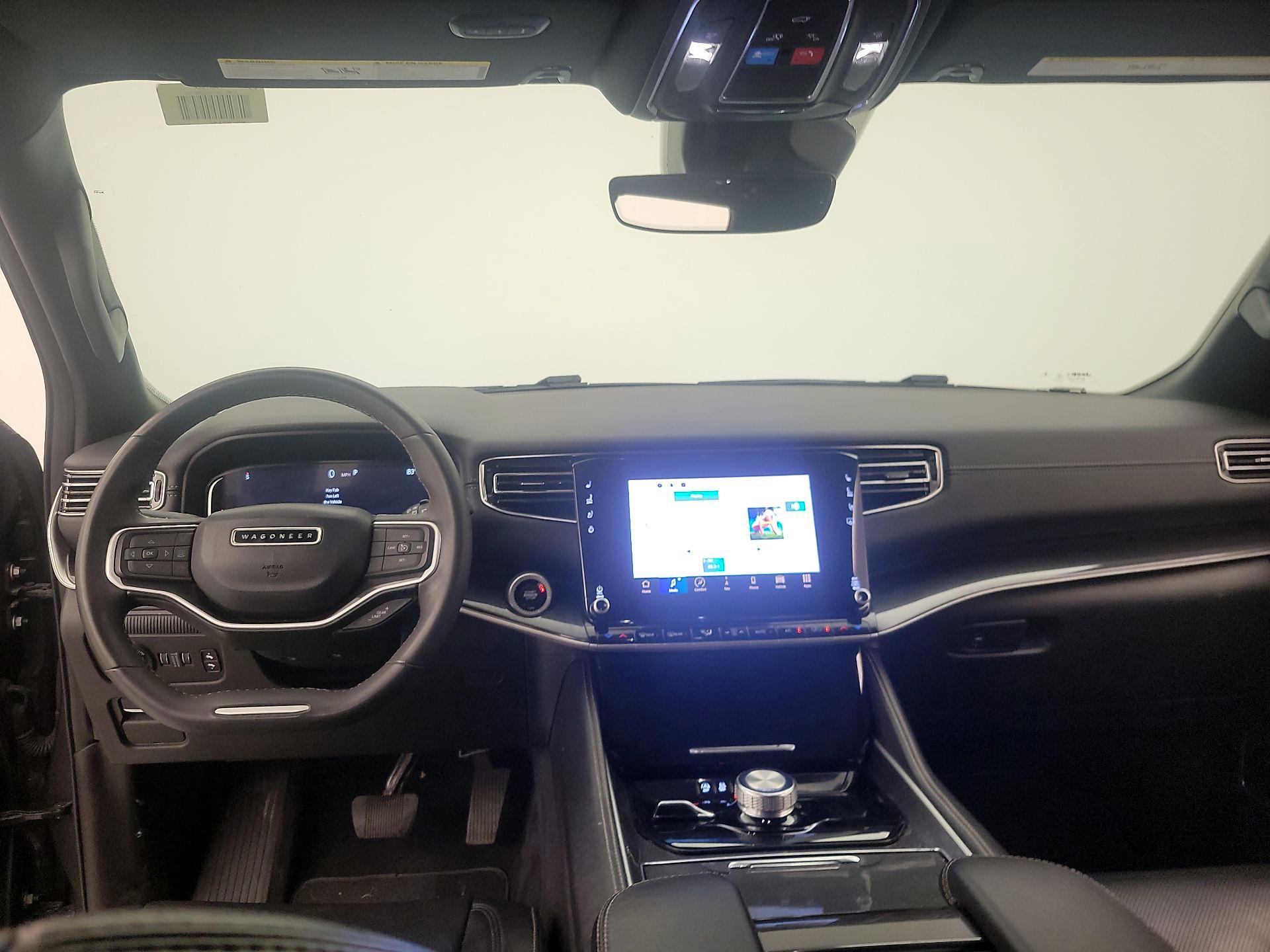 Thumbnail: 2022 Jeep Wagoneer - 9