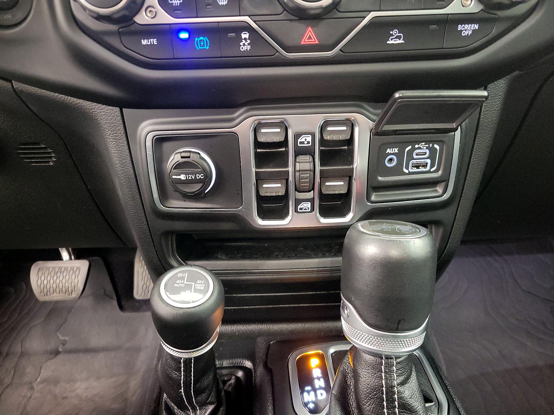 Thumbnail: 2023 Jeep Wrangler - 19
