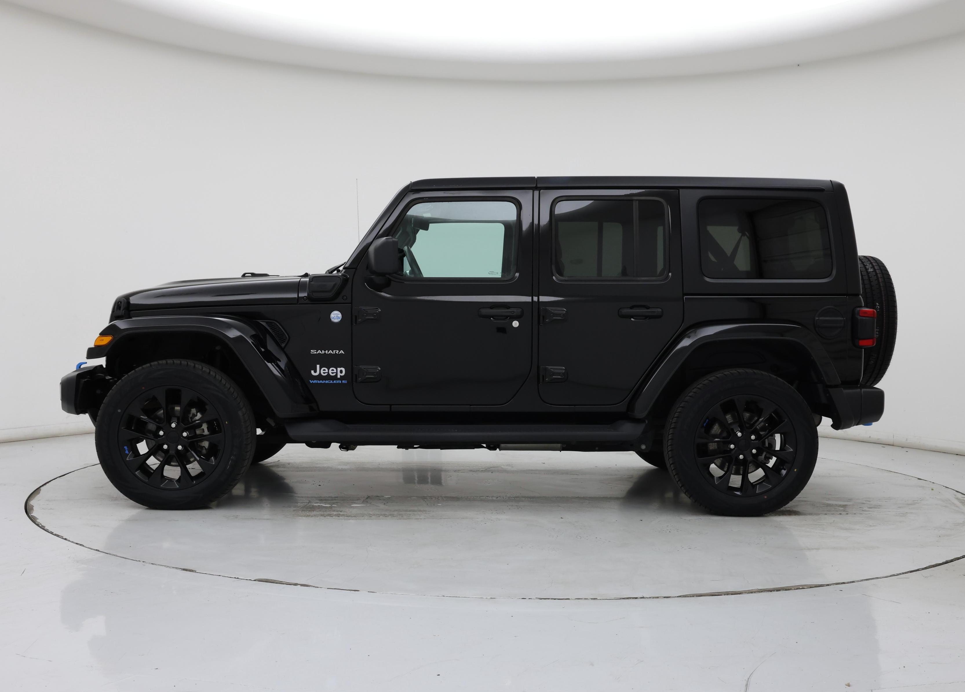 Thumbnail: 2023 Jeep Wrangler - 3