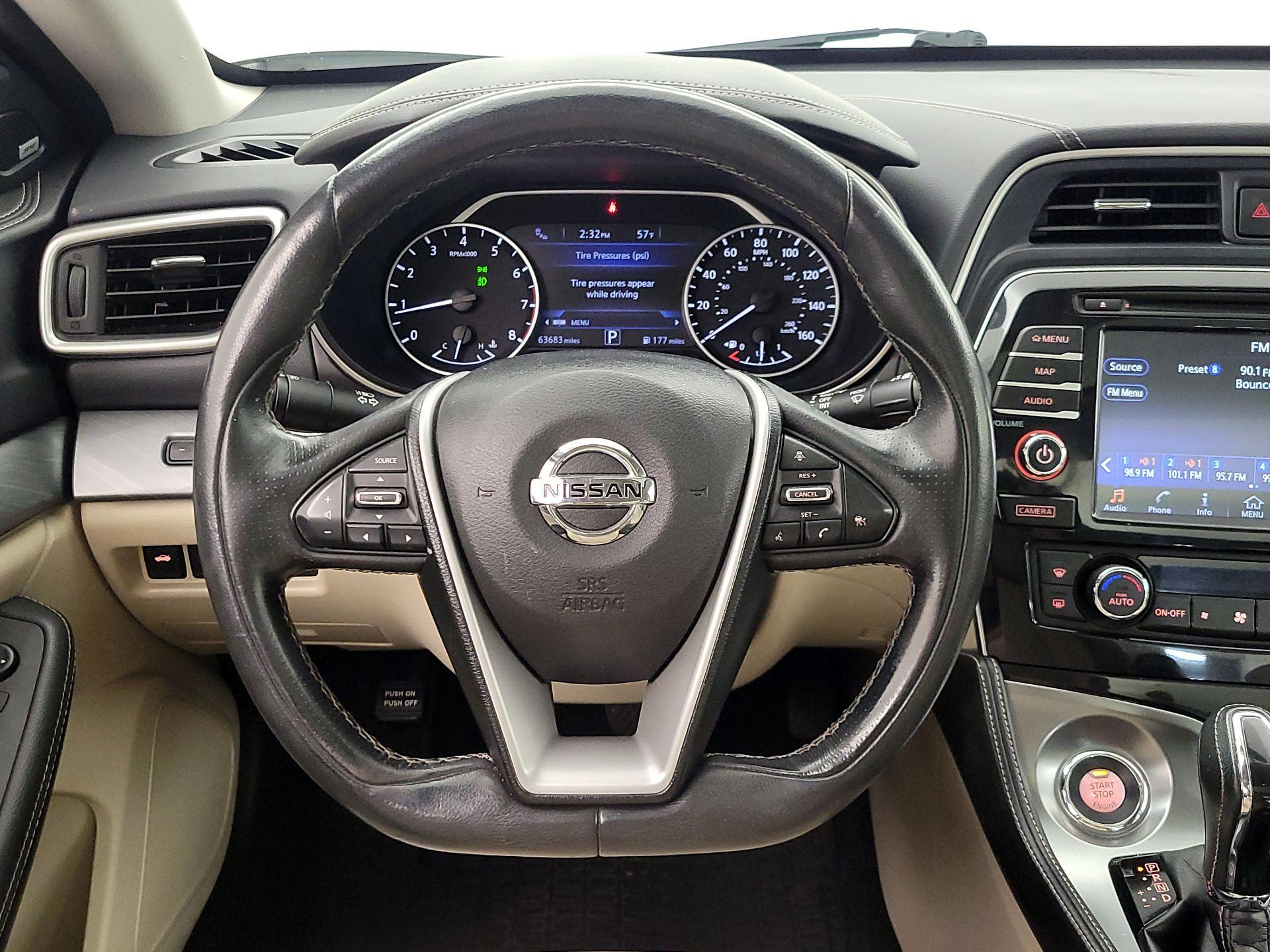 Thumbnail: 2017 Nissan Maxima - 10