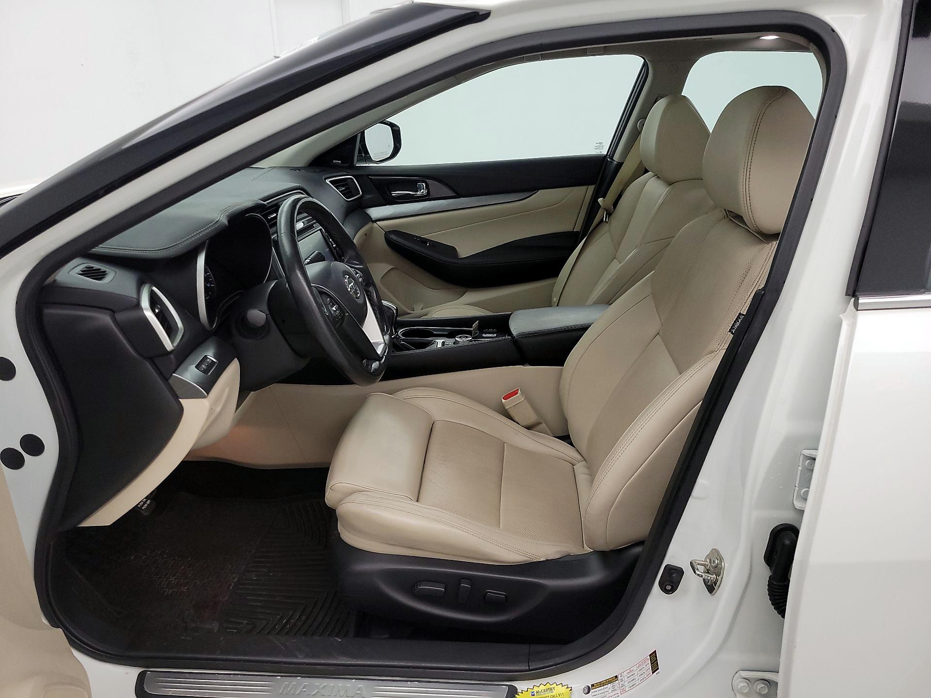 Thumbnail: 2017 Nissan Maxima - 11