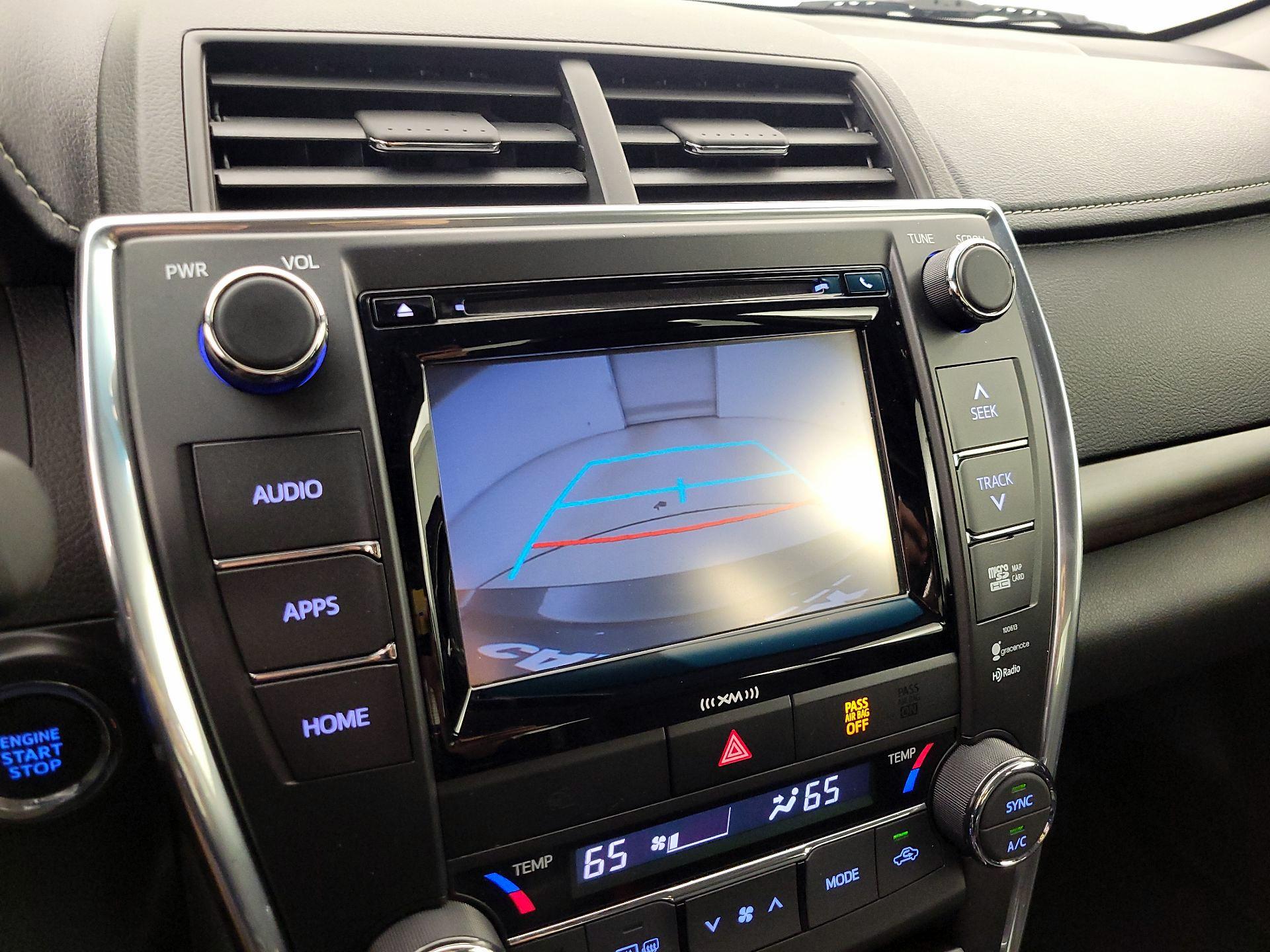 Thumbnail: 2016 Toyota Camry - 15