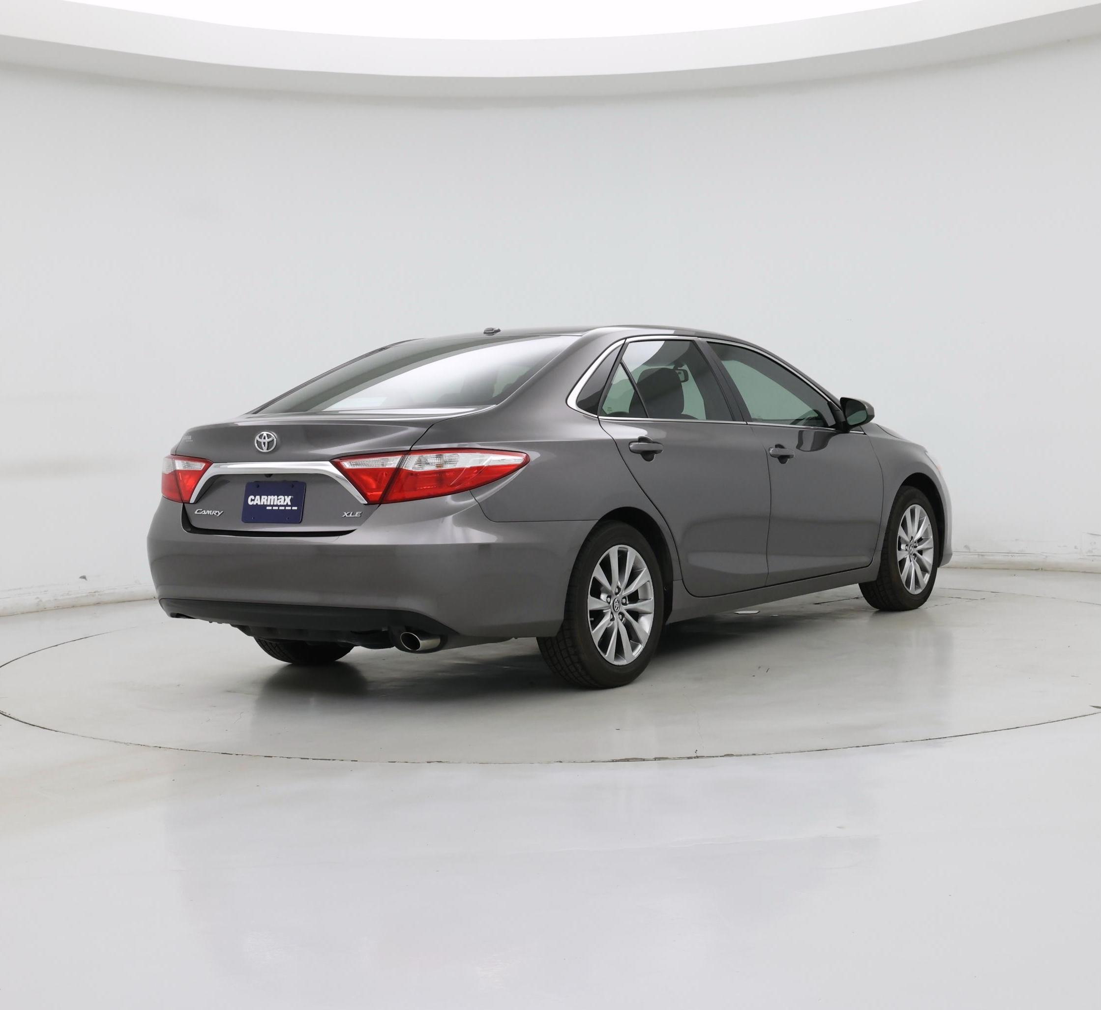 Thumbnail: 2016 Toyota Camry - 8