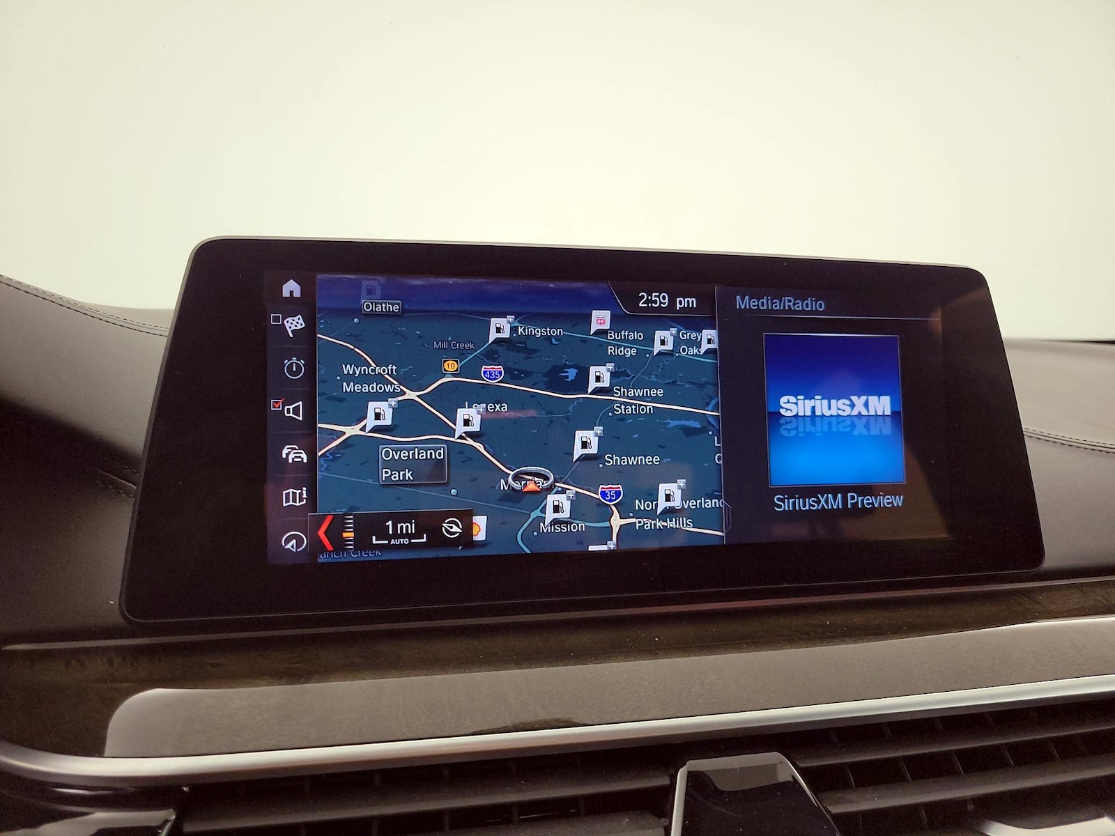 2018 BMW 5 Series M550i - Photo 15