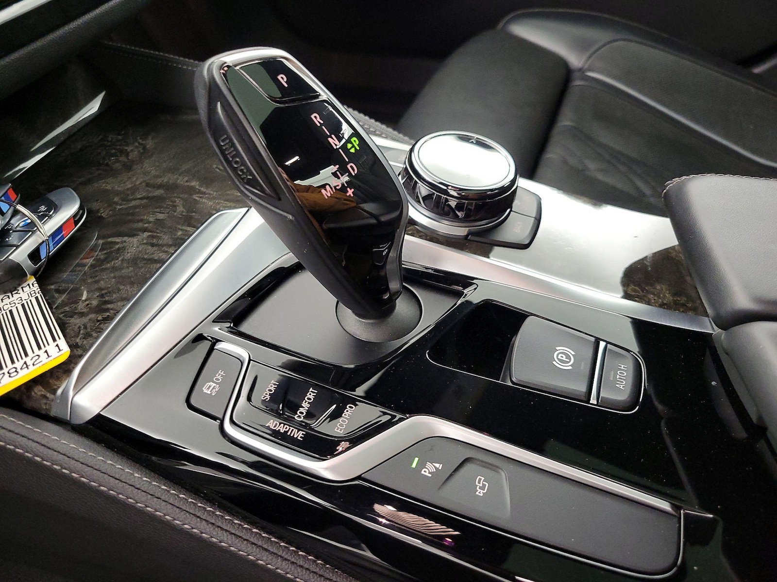 2018 BMW 5 Series M550i - Photo 19