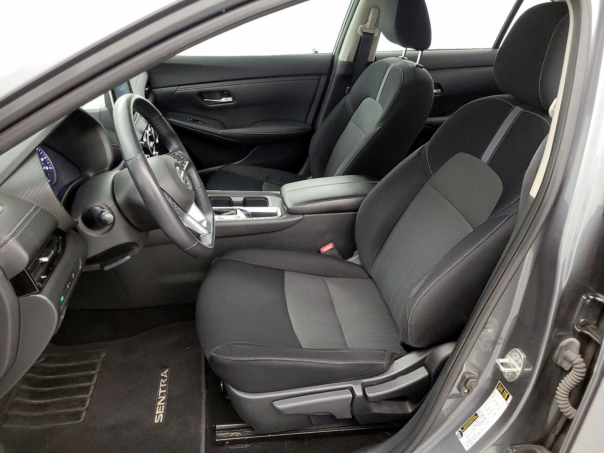Thumbnail: 2021 Nissan Sentra - 11