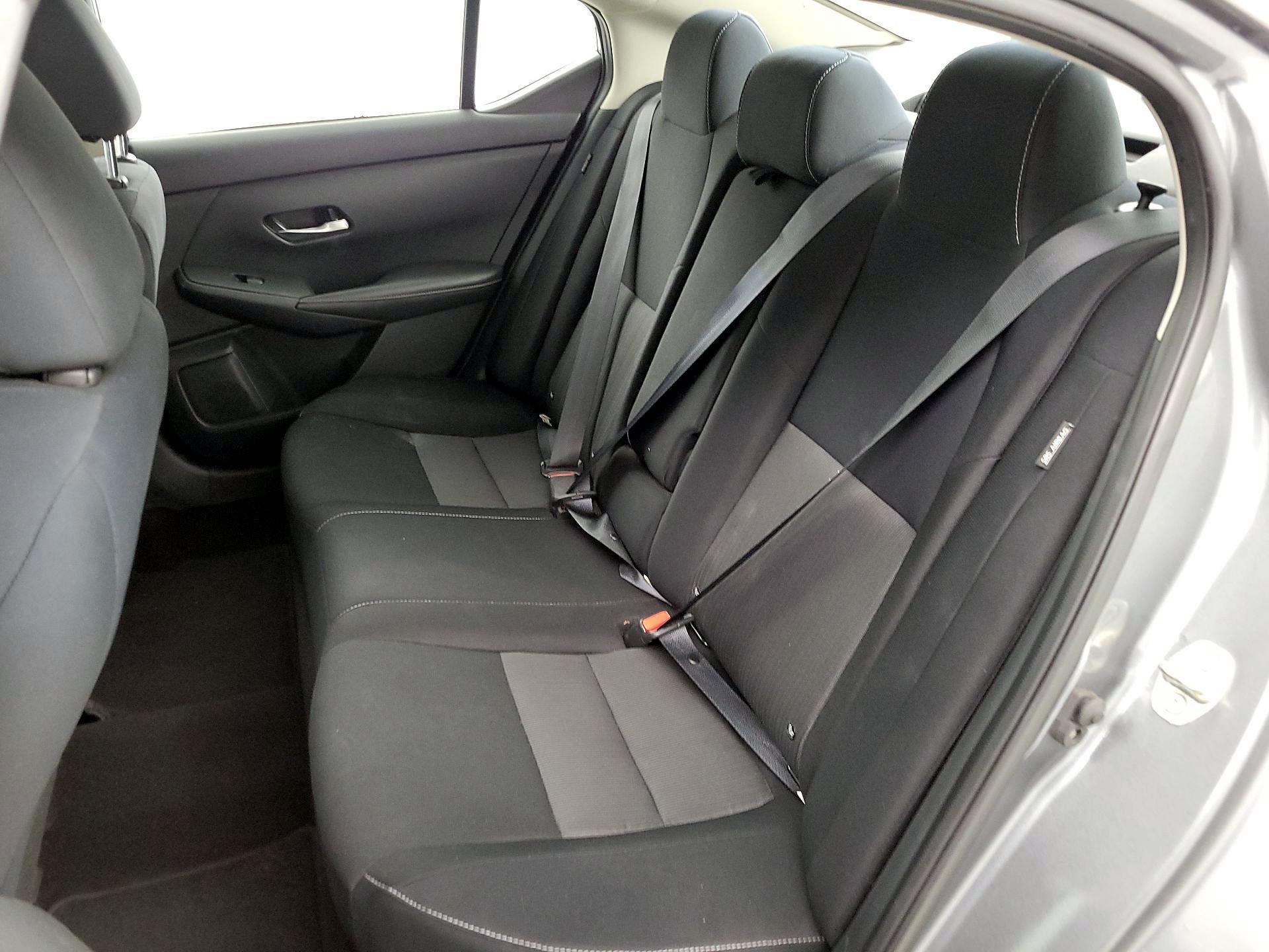 Thumbnail: 2021 Nissan Sentra - 19