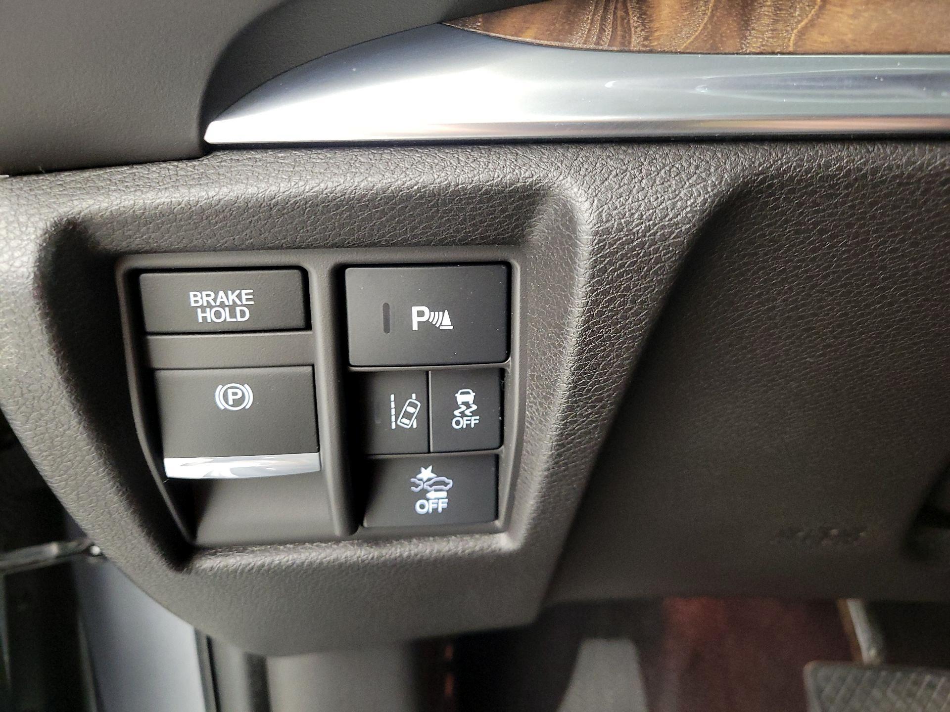 Thumbnail: 2020 Acura MDX - 13