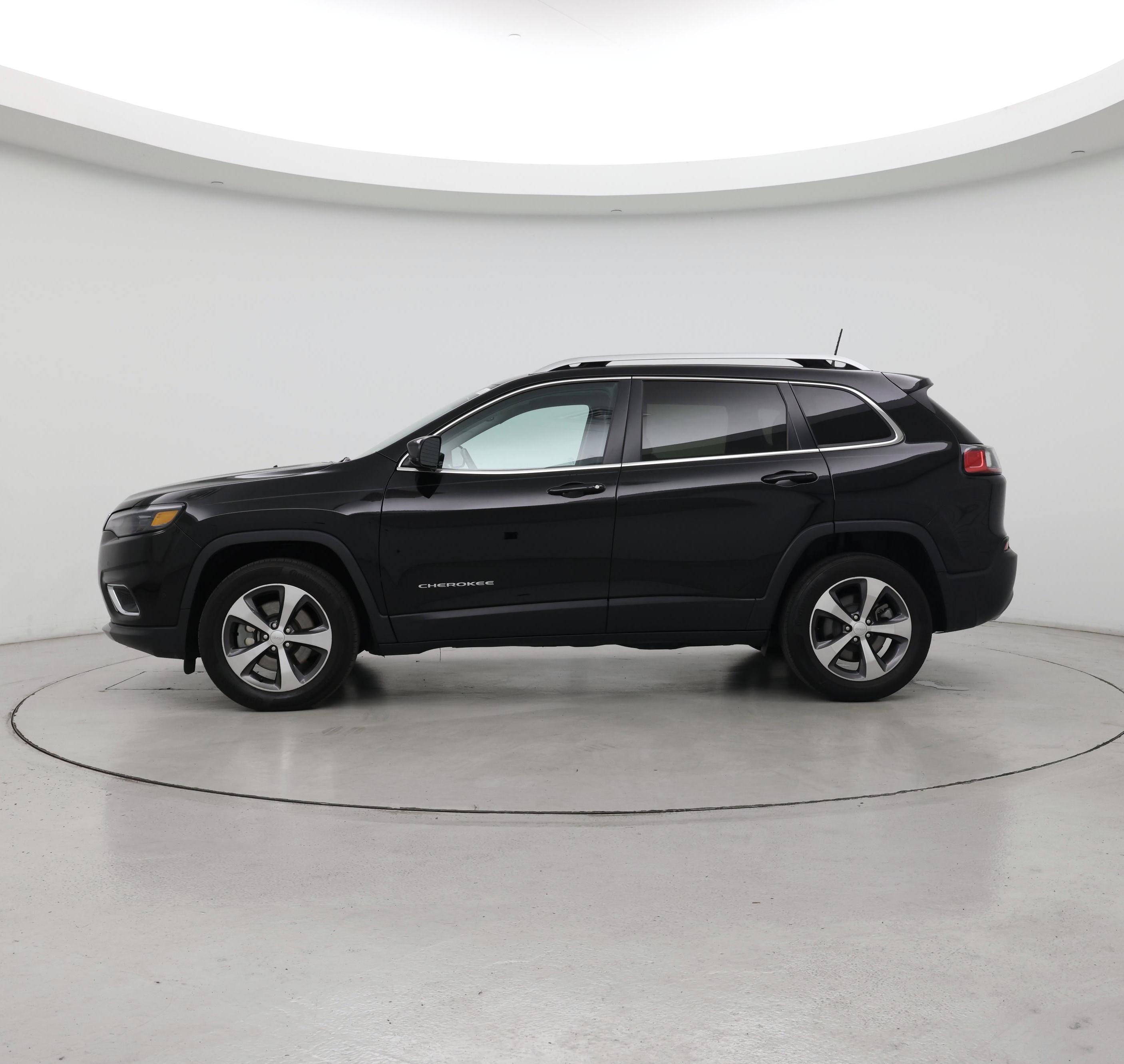 Thumbnail: 2020 Jeep Cherokee - 3