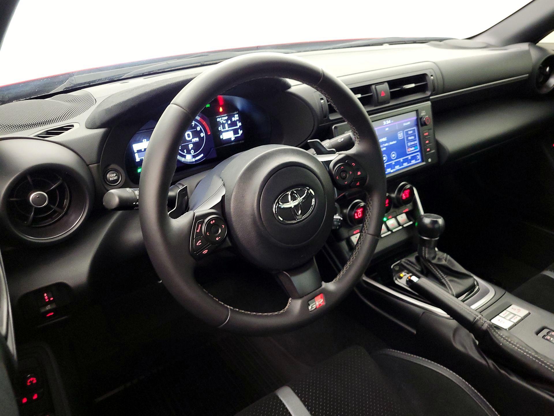 Thumbnail: 2023 Toyota GR86 - 9