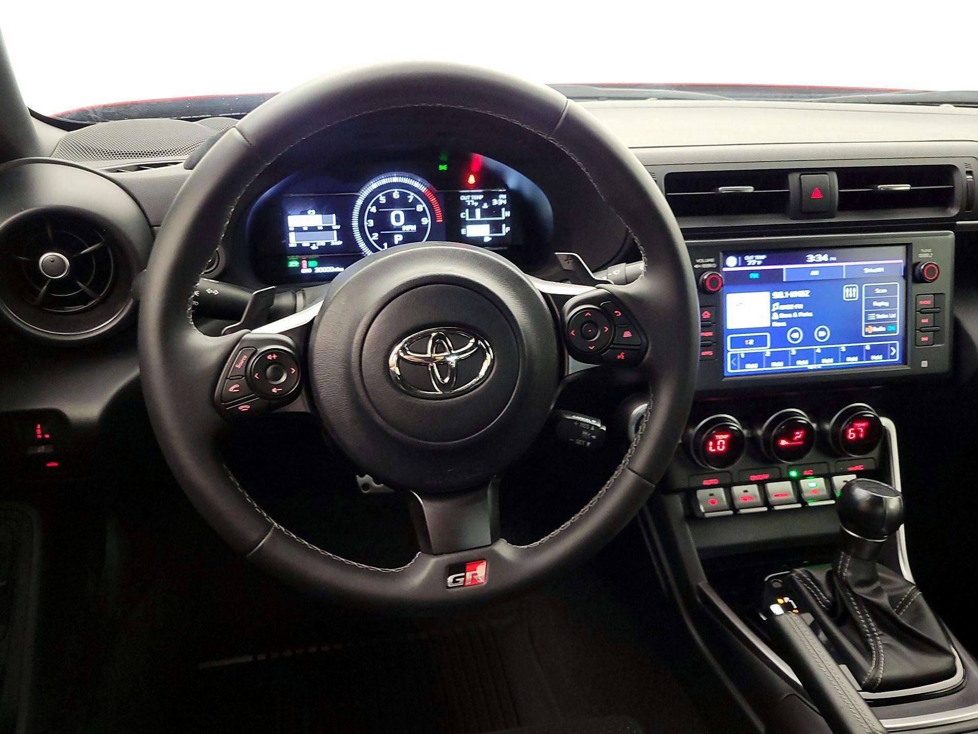 Thumbnail: 2023 Toyota GR86 - 10