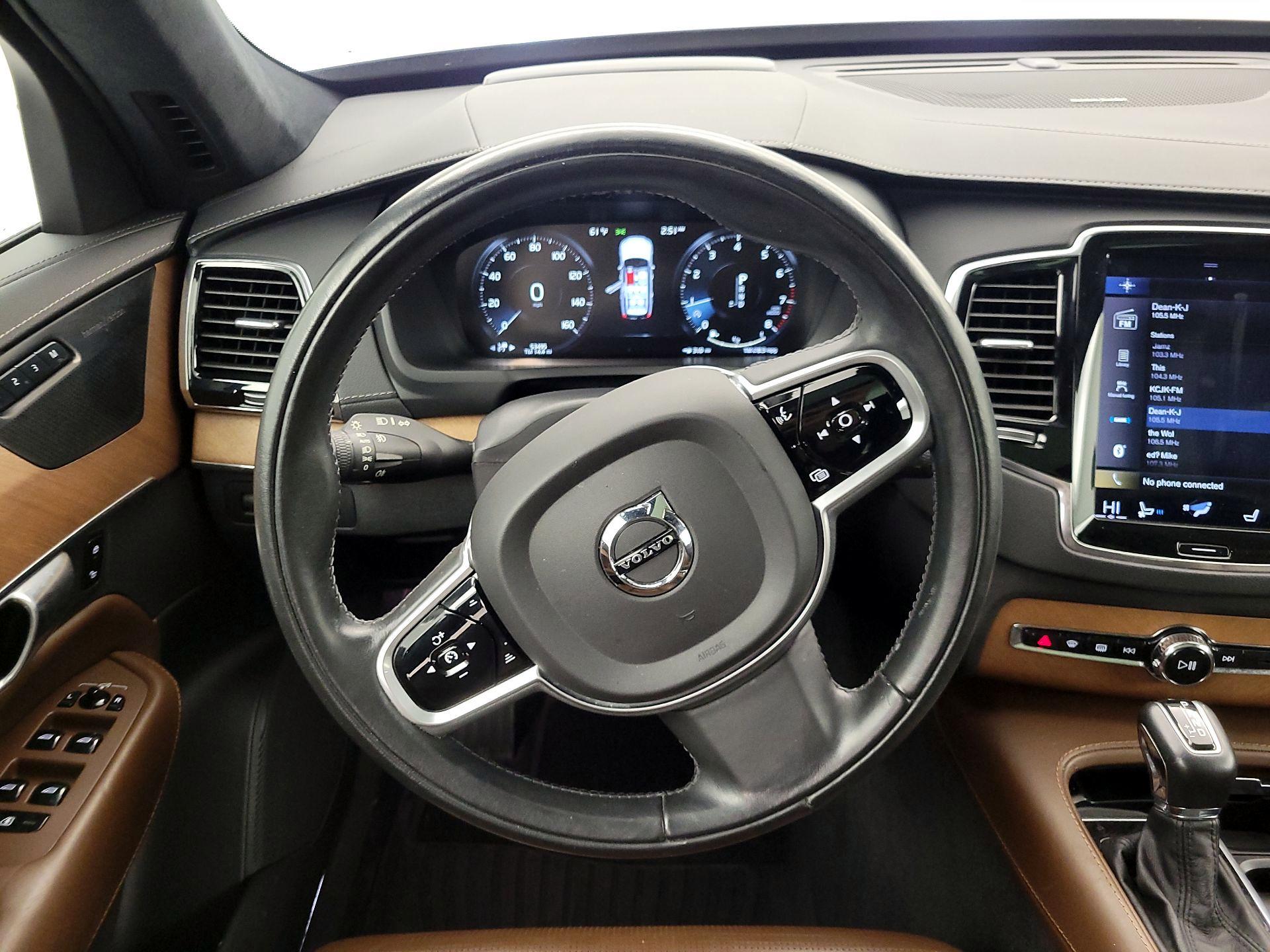 Thumbnail: 2019 Volvo XC90 - 10