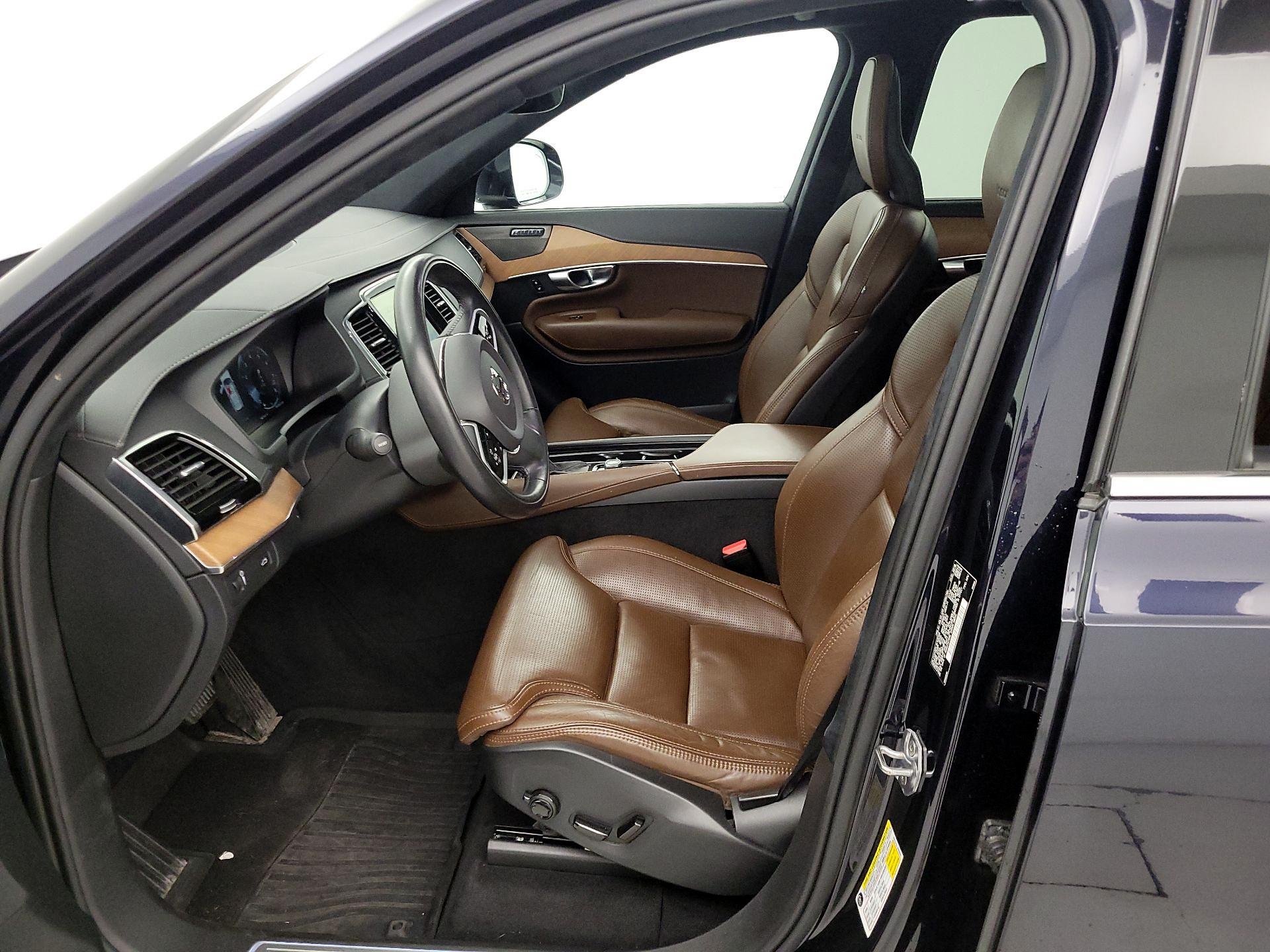 Thumbnail: 2019 Volvo XC90 - 11
