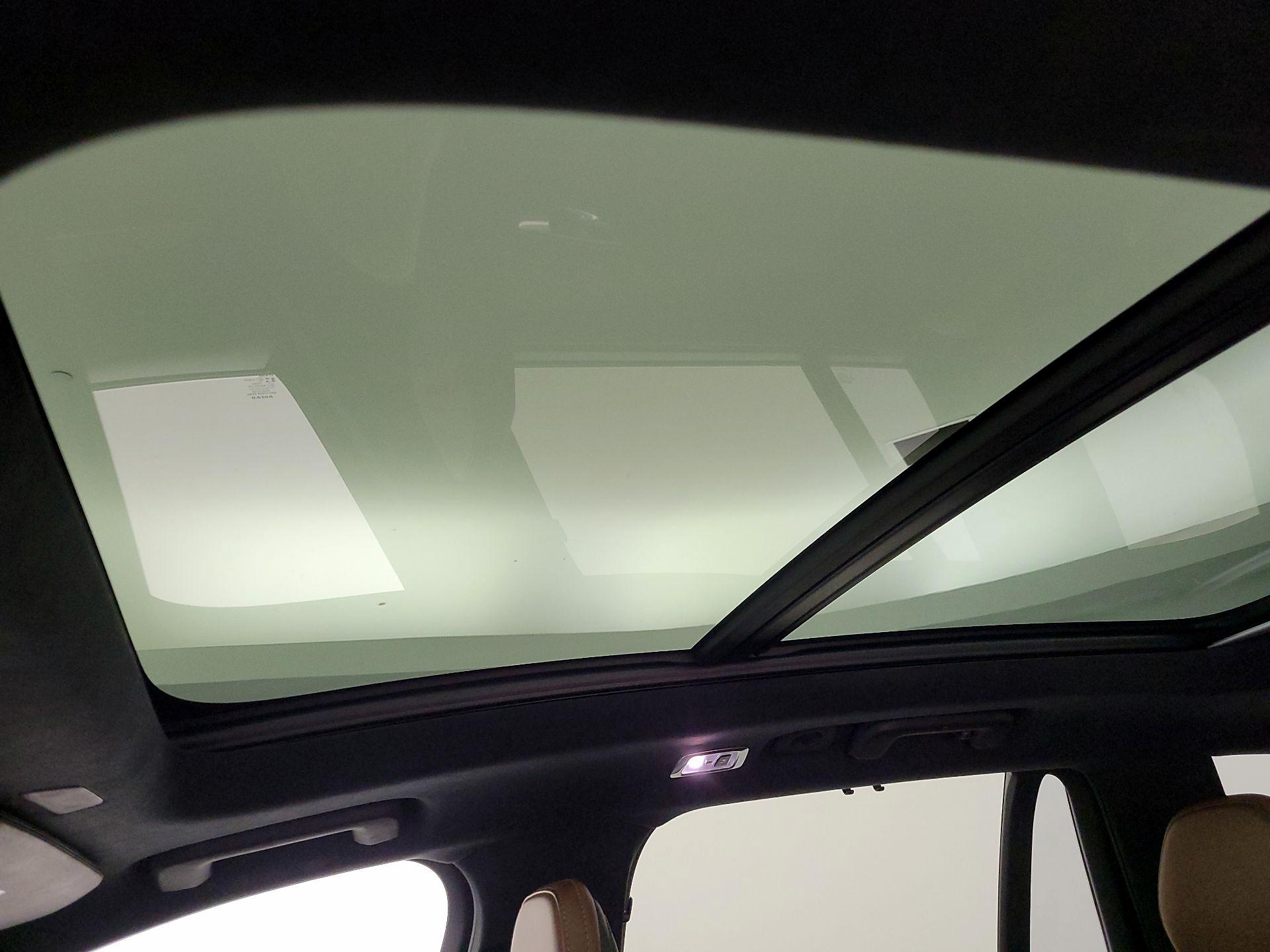 Thumbnail: 2019 Volvo XC90 - 19
