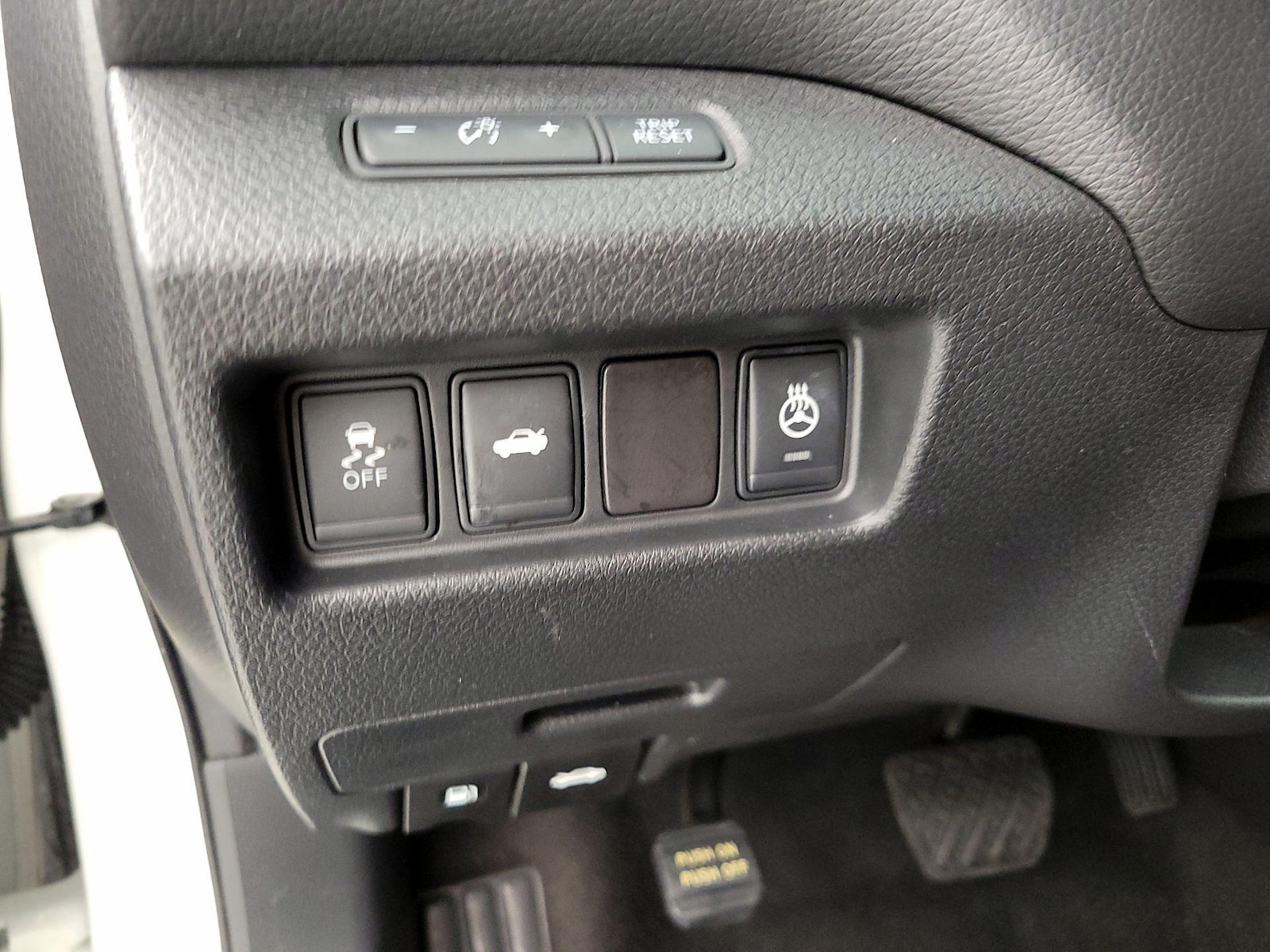 2015 Nissan Altima SL - Photo 14