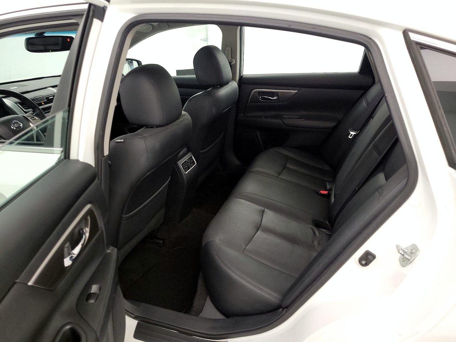 2015 Nissan Altima SL - Photo 21