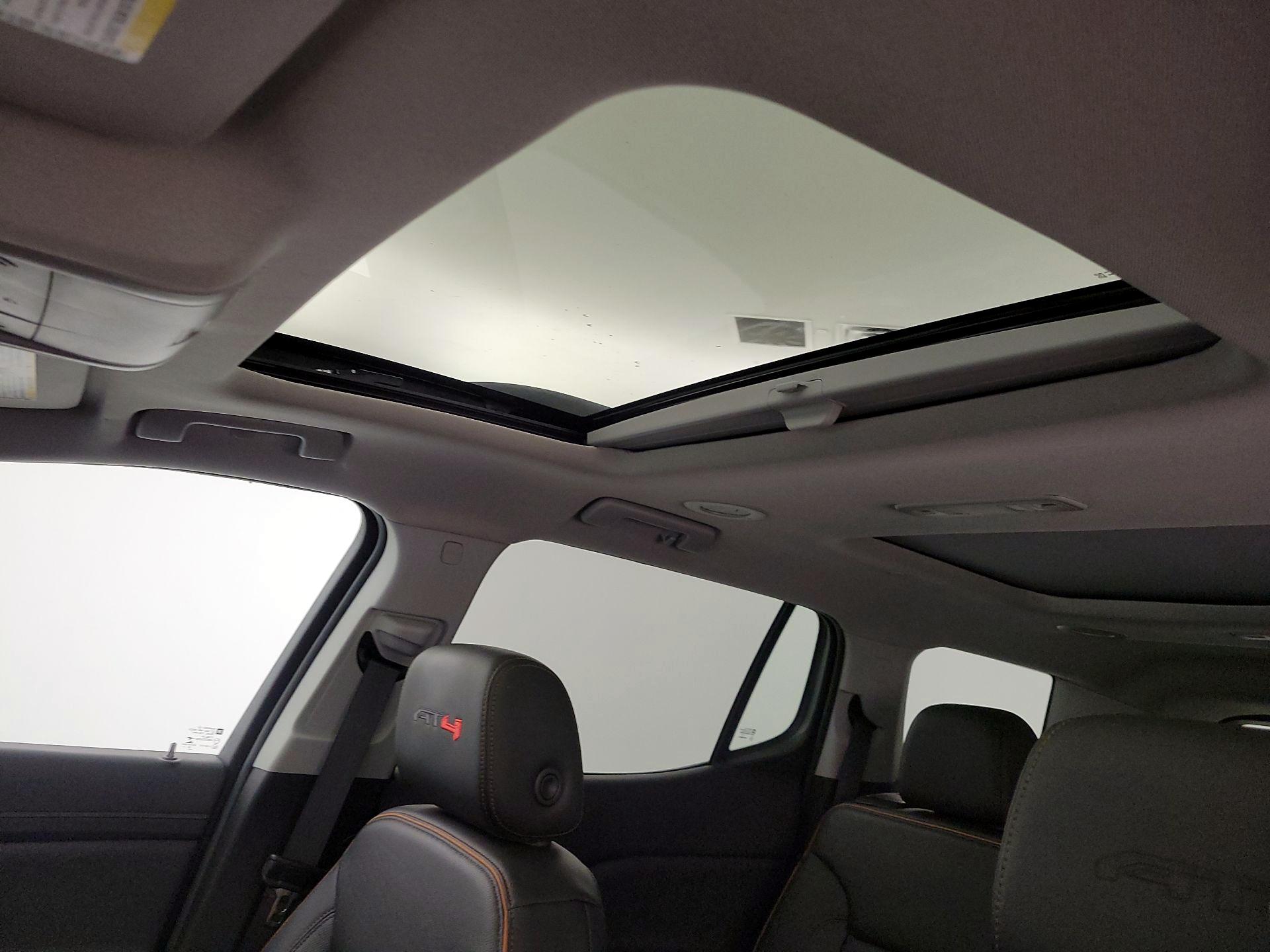 Thumbnail: 2023 GMC Acadia - 19