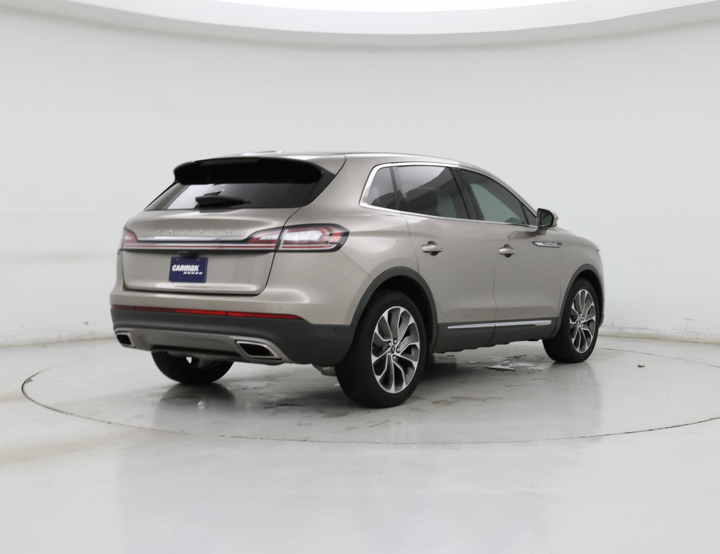 Thumbnail: 2021 Lincoln Nautilus - 8