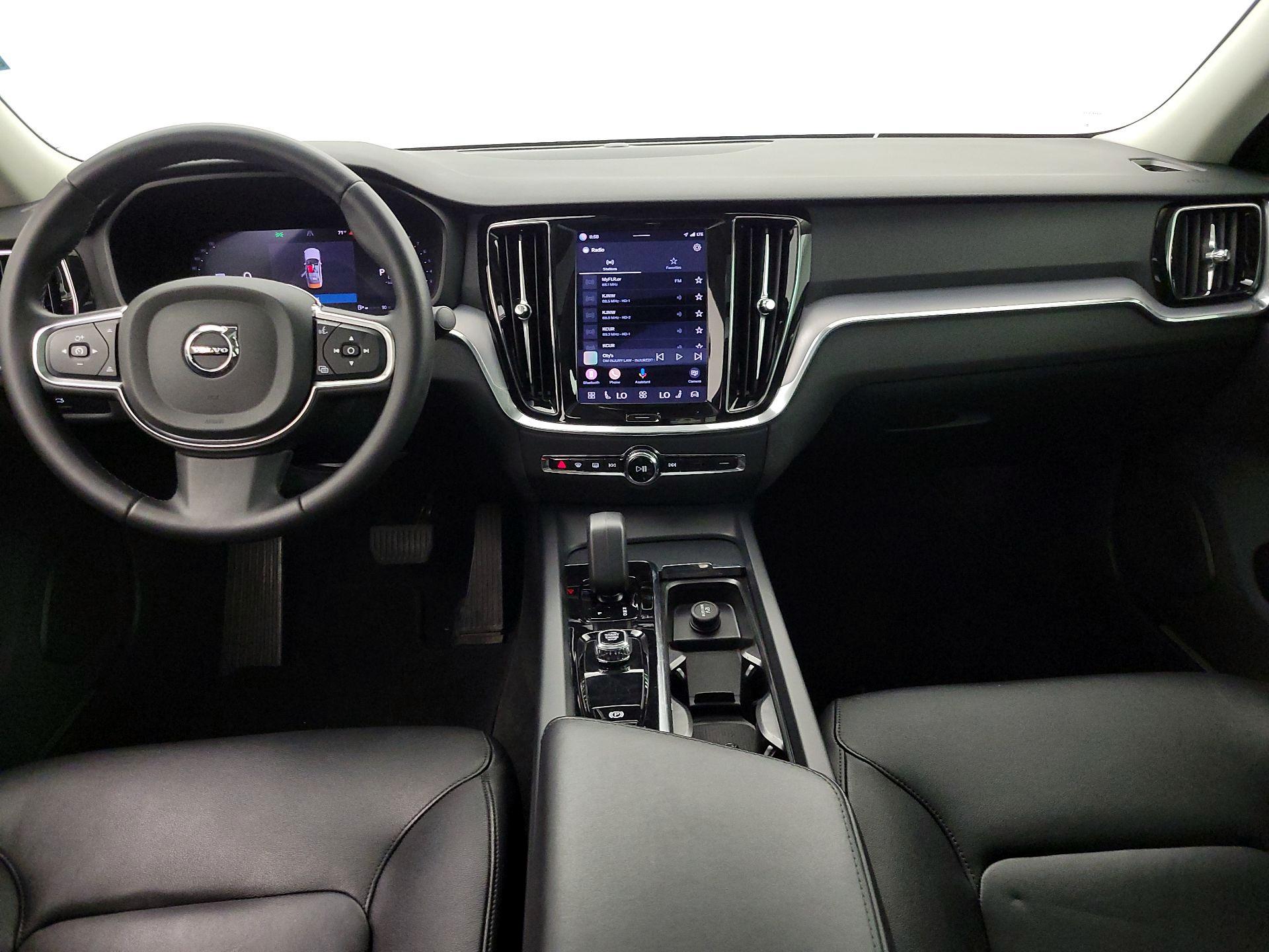Thumbnail: 2024 Volvo S60 - 9