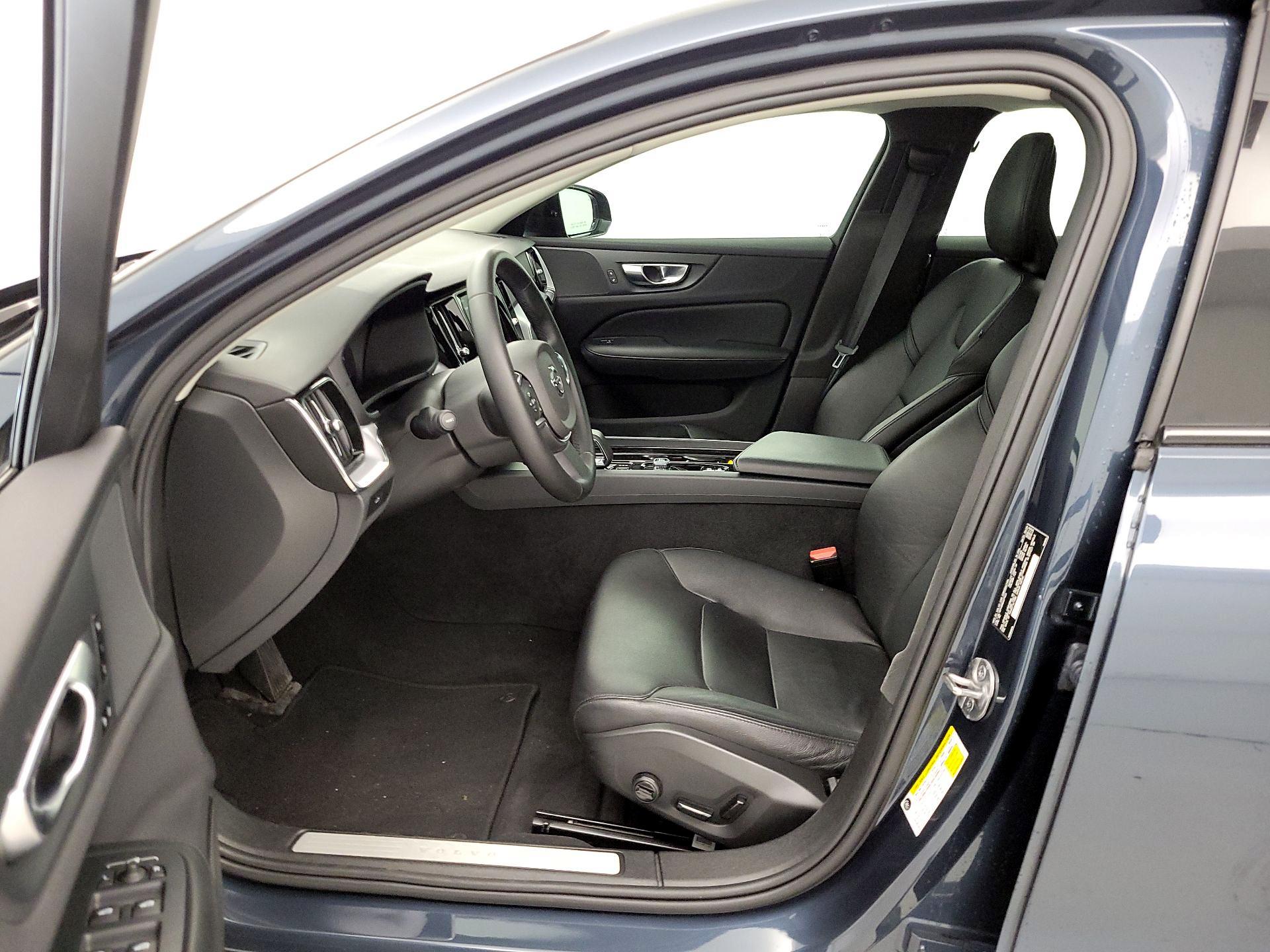 Thumbnail: 2024 Volvo S60 - 11