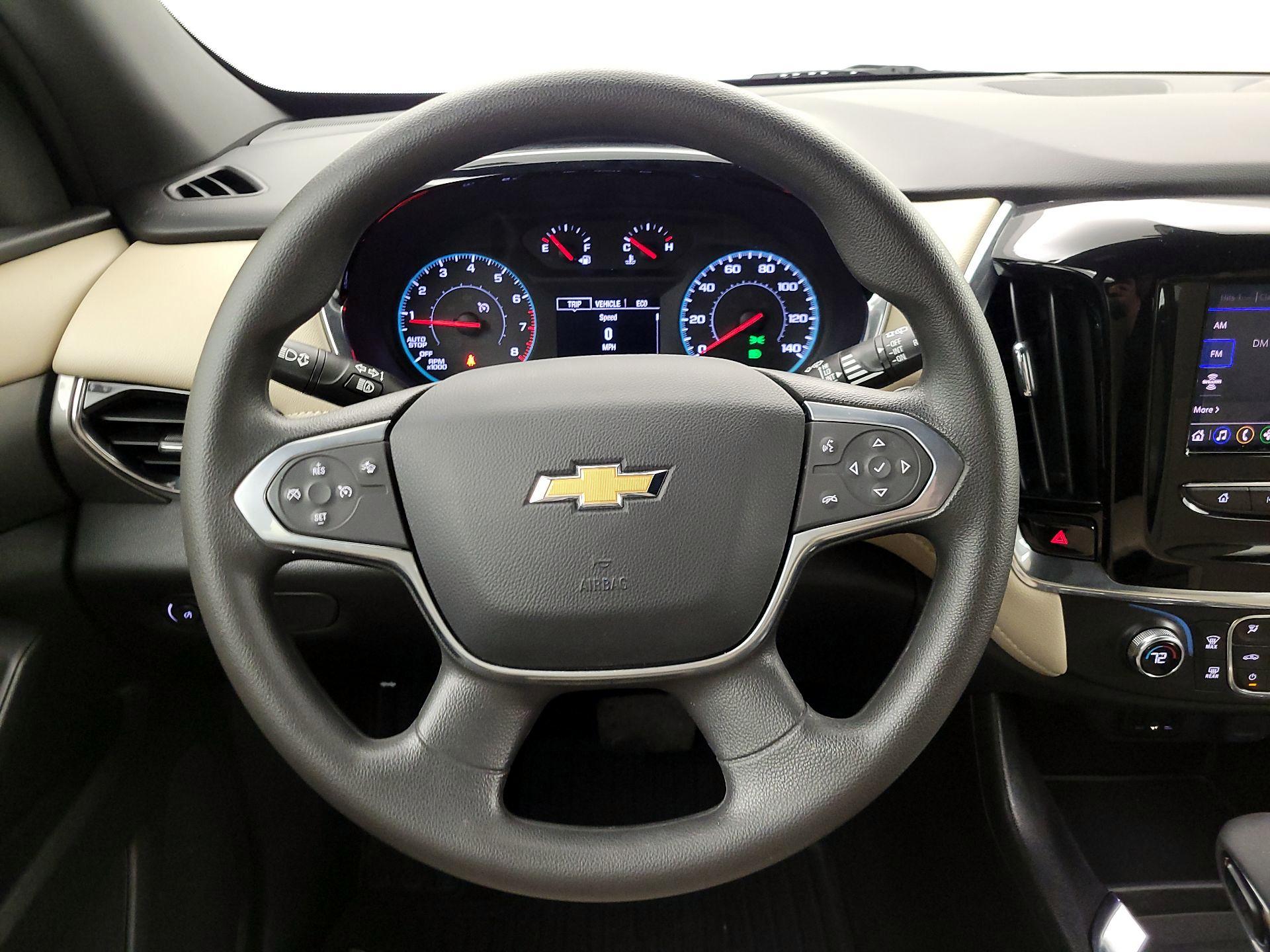 Thumbnail: 2023 Chevrolet Traverse - 10