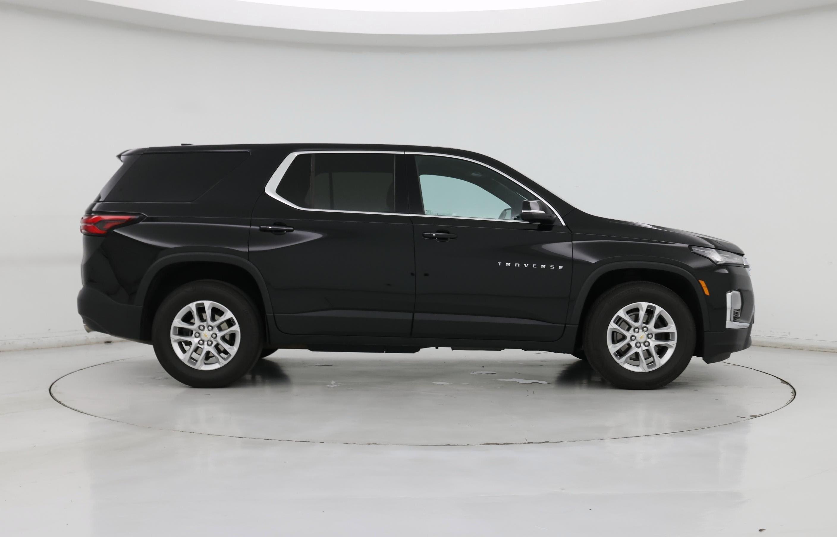 Thumbnail: 2023 Chevrolet Traverse - 7