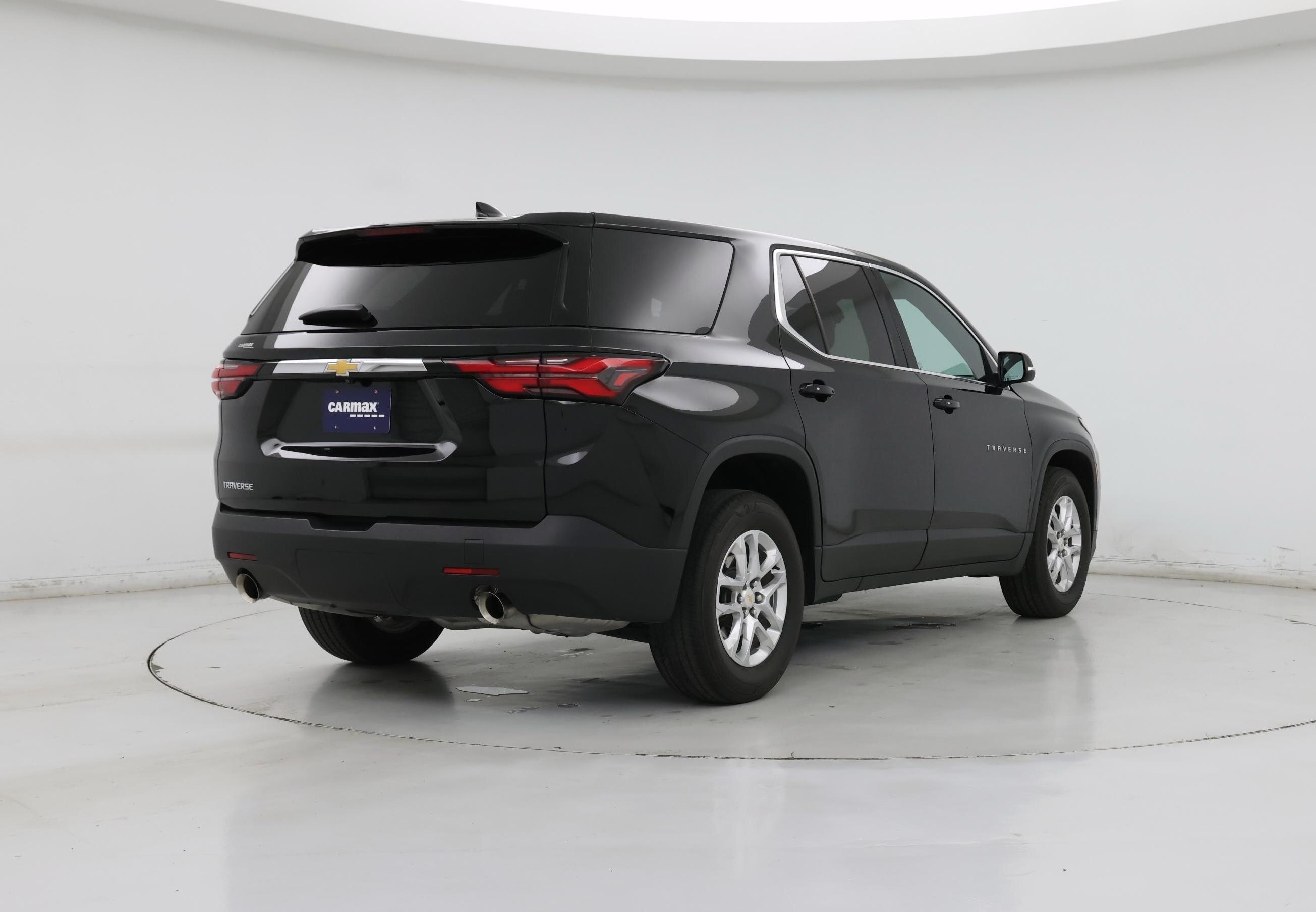 Thumbnail: 2023 Chevrolet Traverse - 8