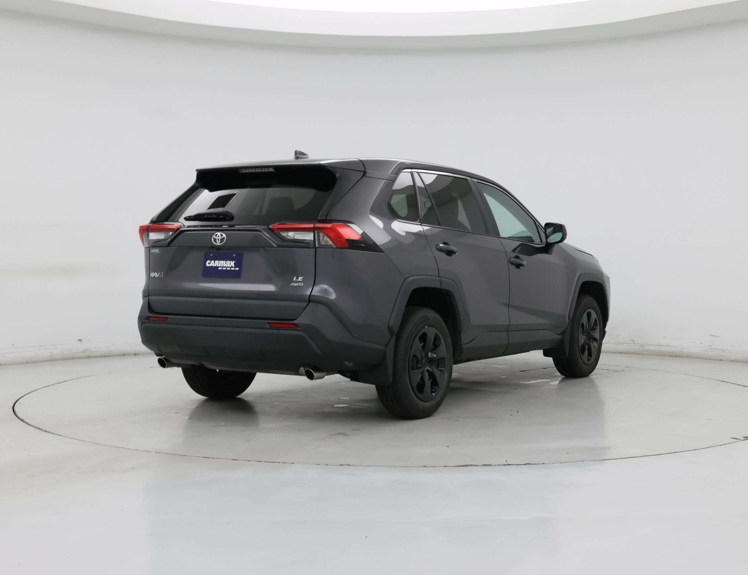 Thumbnail: 2022 Toyota RAV4 - 8