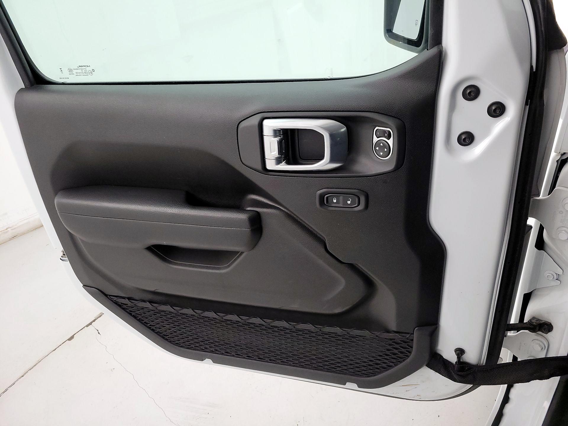Thumbnail: 2024 Jeep Wrangler - 12