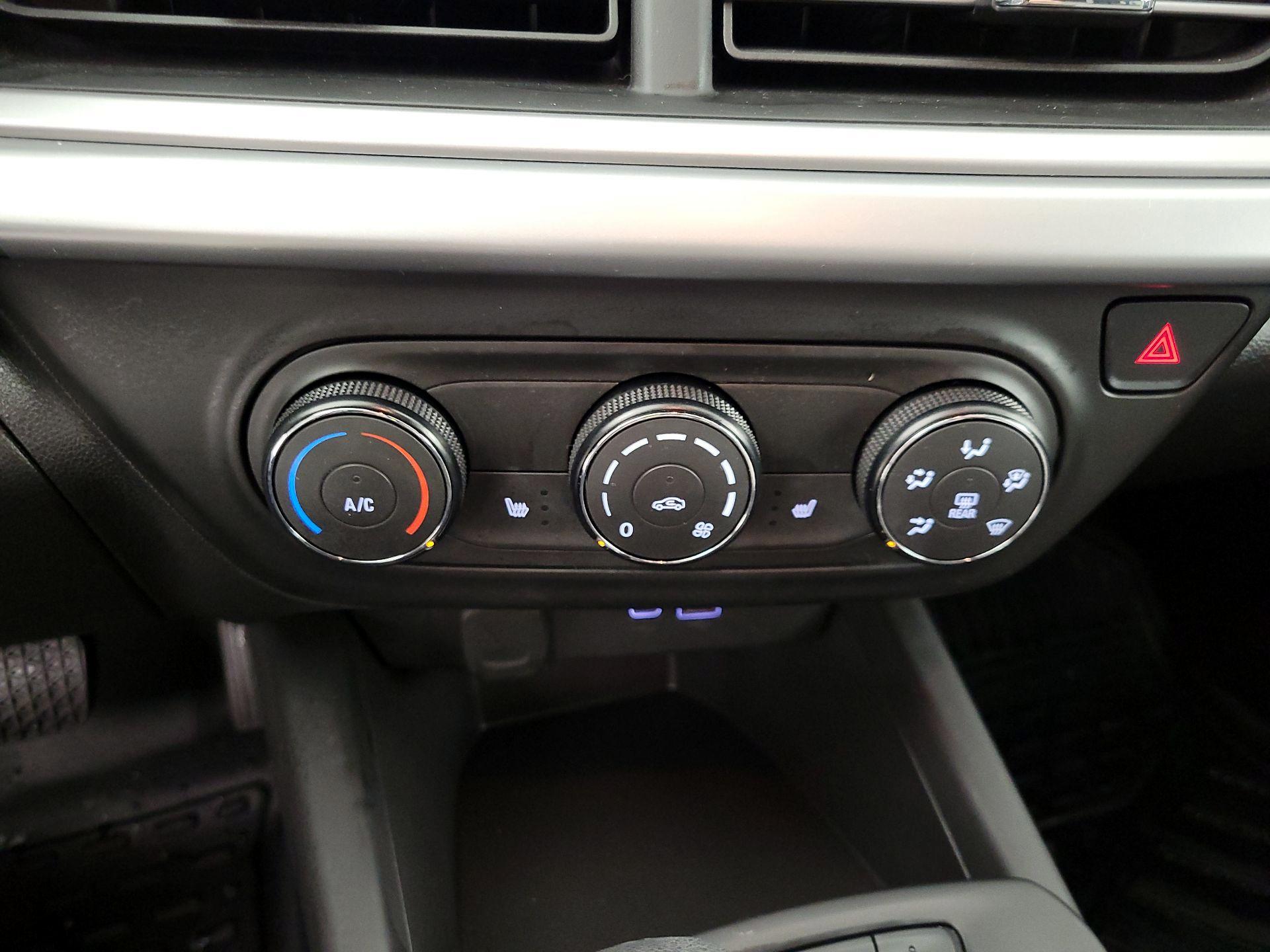 Thumbnail: 2025 Chevrolet Trax - 16