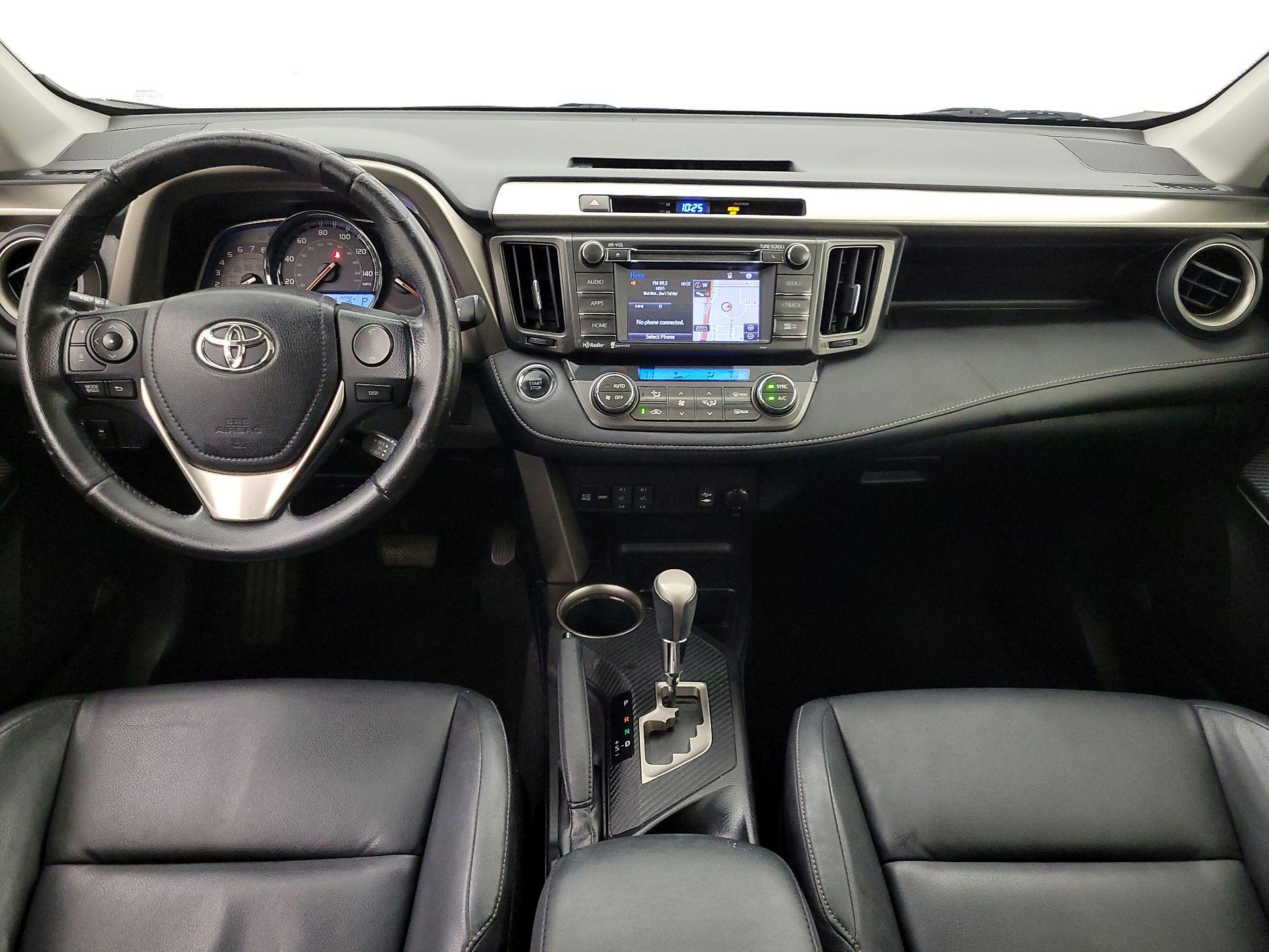 Thumbnail: 2015 Toyota RAV4 - 9