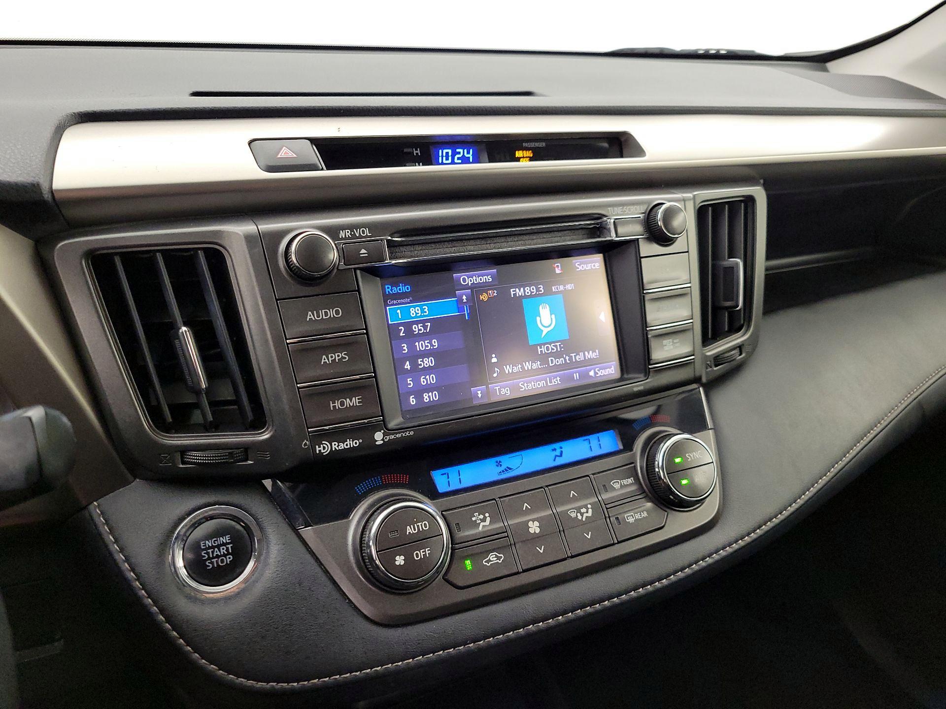 Thumbnail: 2015 Toyota RAV4 - 16