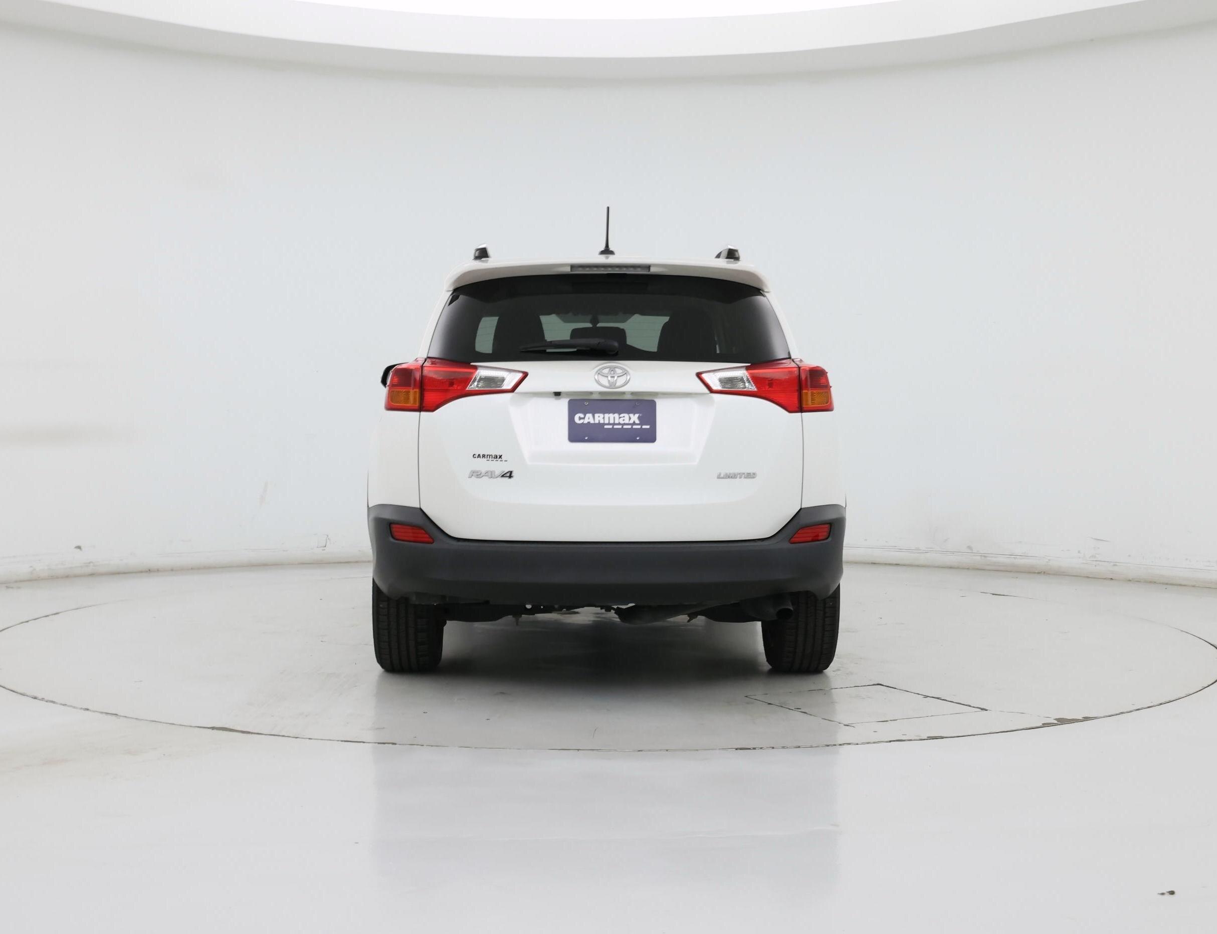 Thumbnail: 2015 Toyota RAV4 - 6