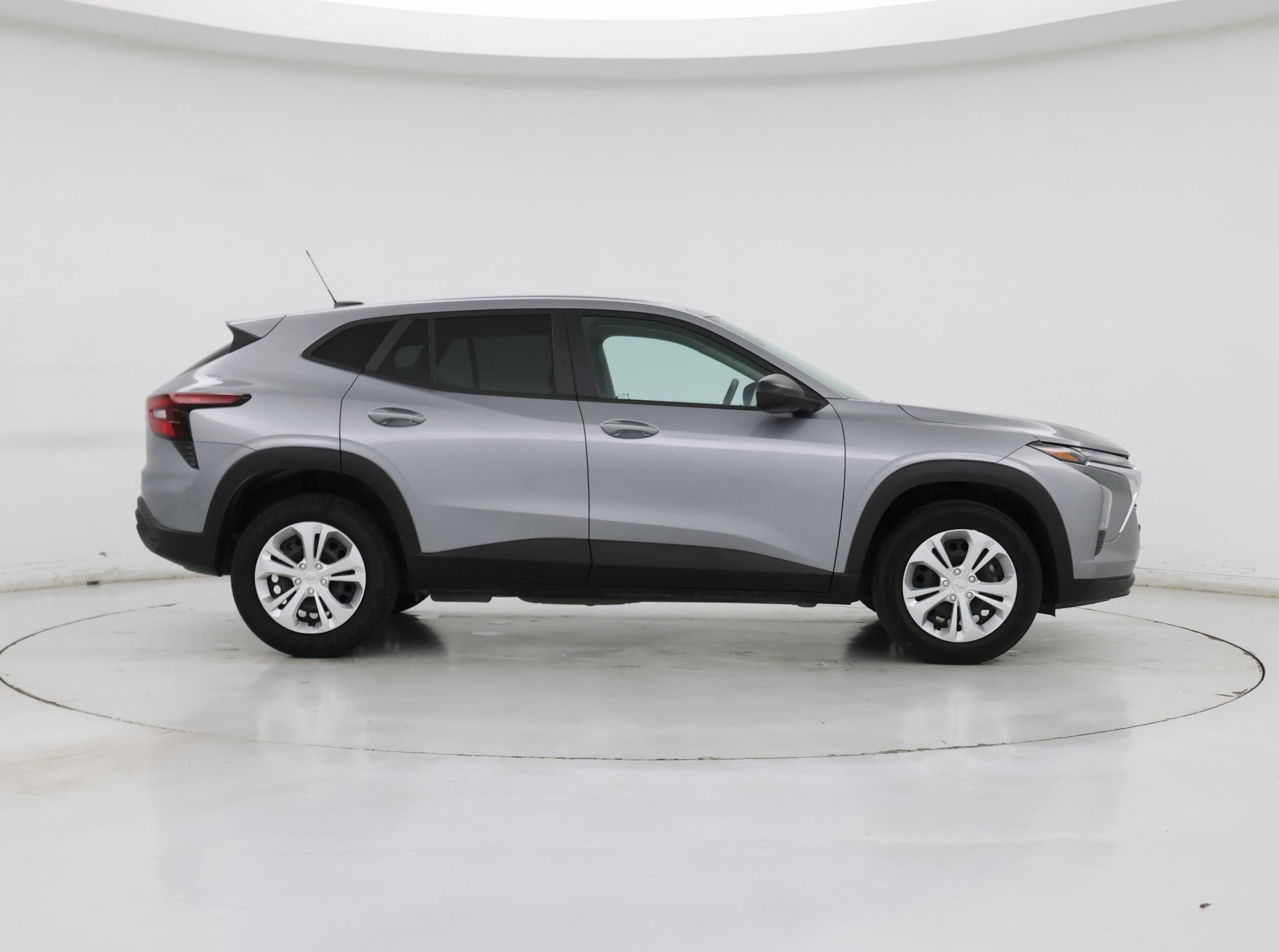 Thumbnail: 2024 Chevrolet Trax - 7