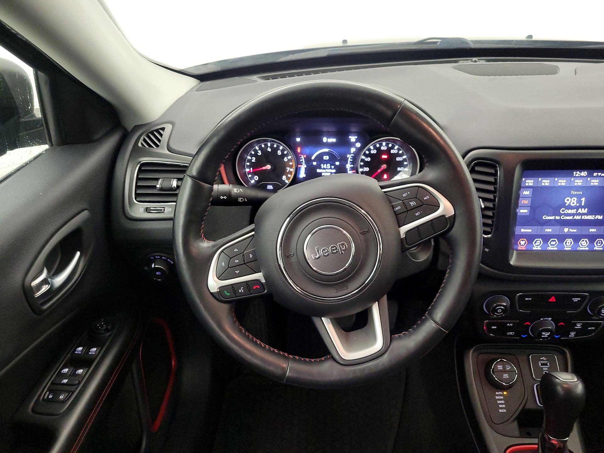 Thumbnail: 2018 Jeep Compass - 10