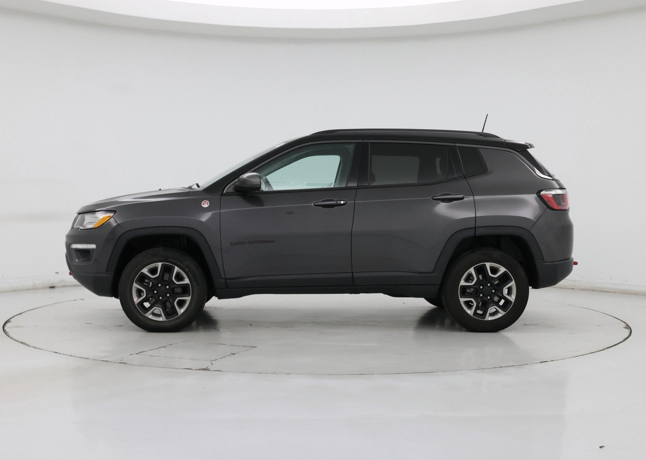 Thumbnail: 2018 Jeep Compass - 3