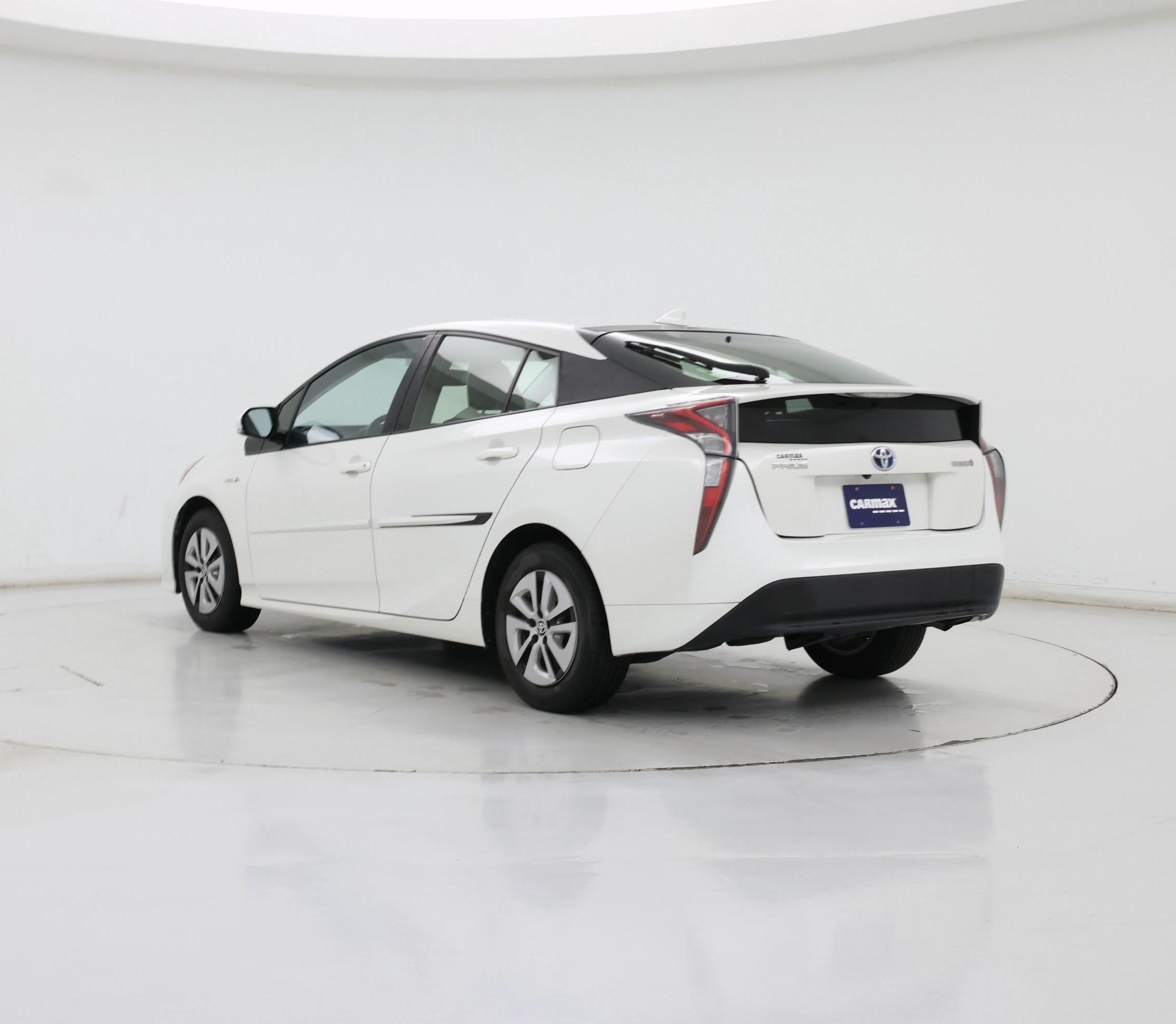 Thumbnail: 2016 Toyota Prius - 2
