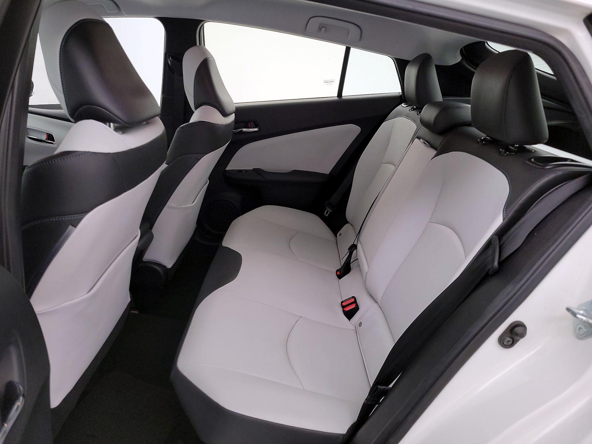 Thumbnail: 2016 Toyota Prius - 19