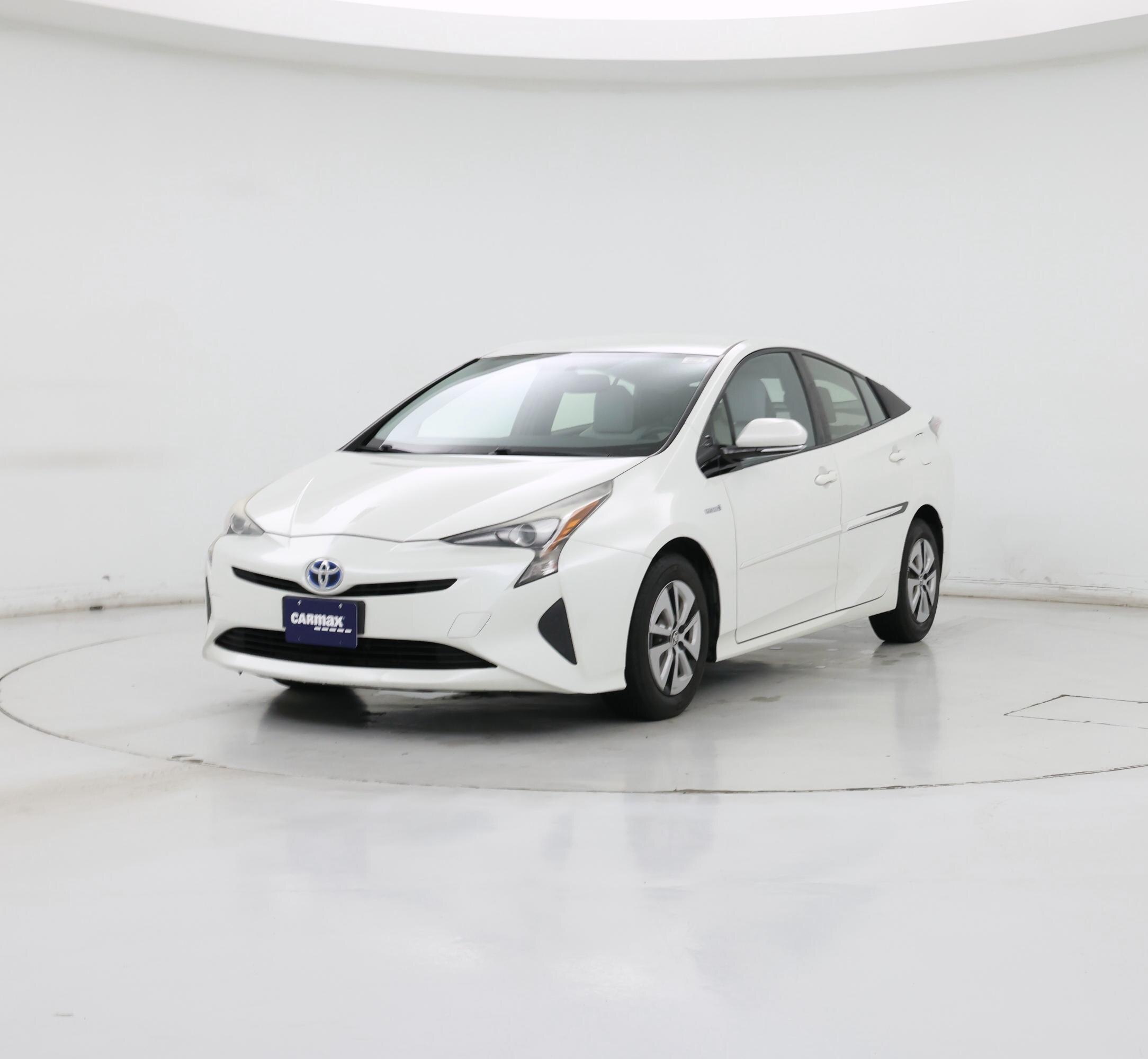 Thumbnail: 2016 Toyota Prius - 4