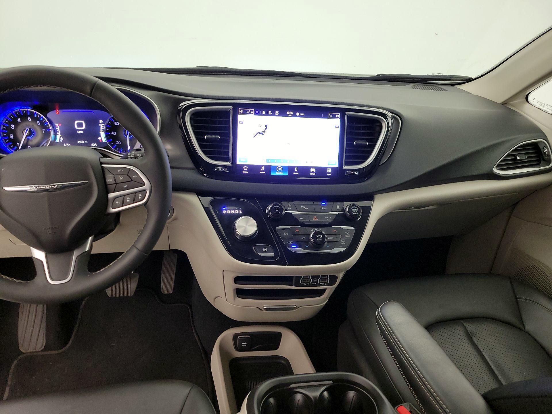 Thumbnail: 2024 Chrysler Pacifica - 9