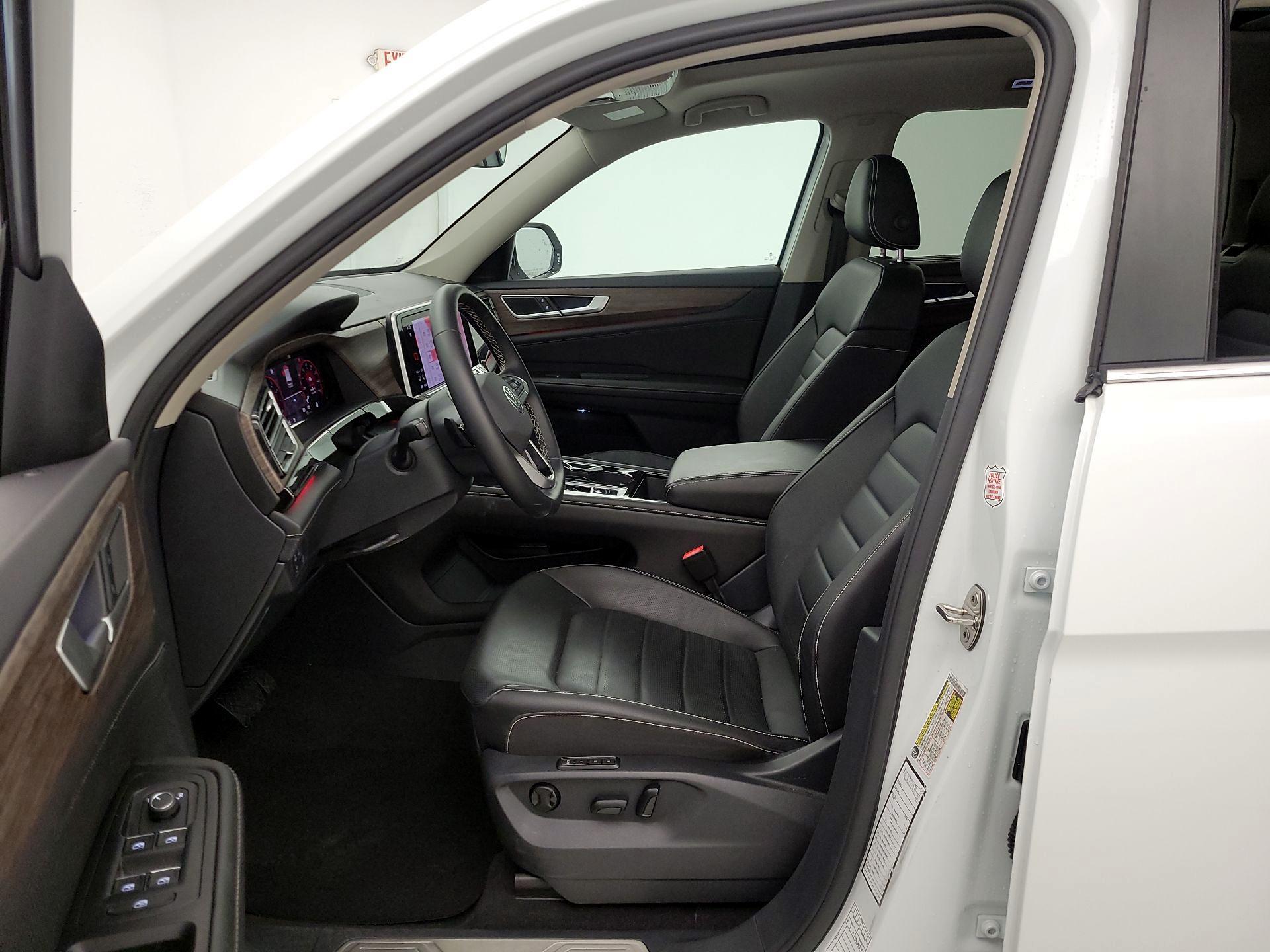 Thumbnail: 2025 Volkswagen Atlas - 11